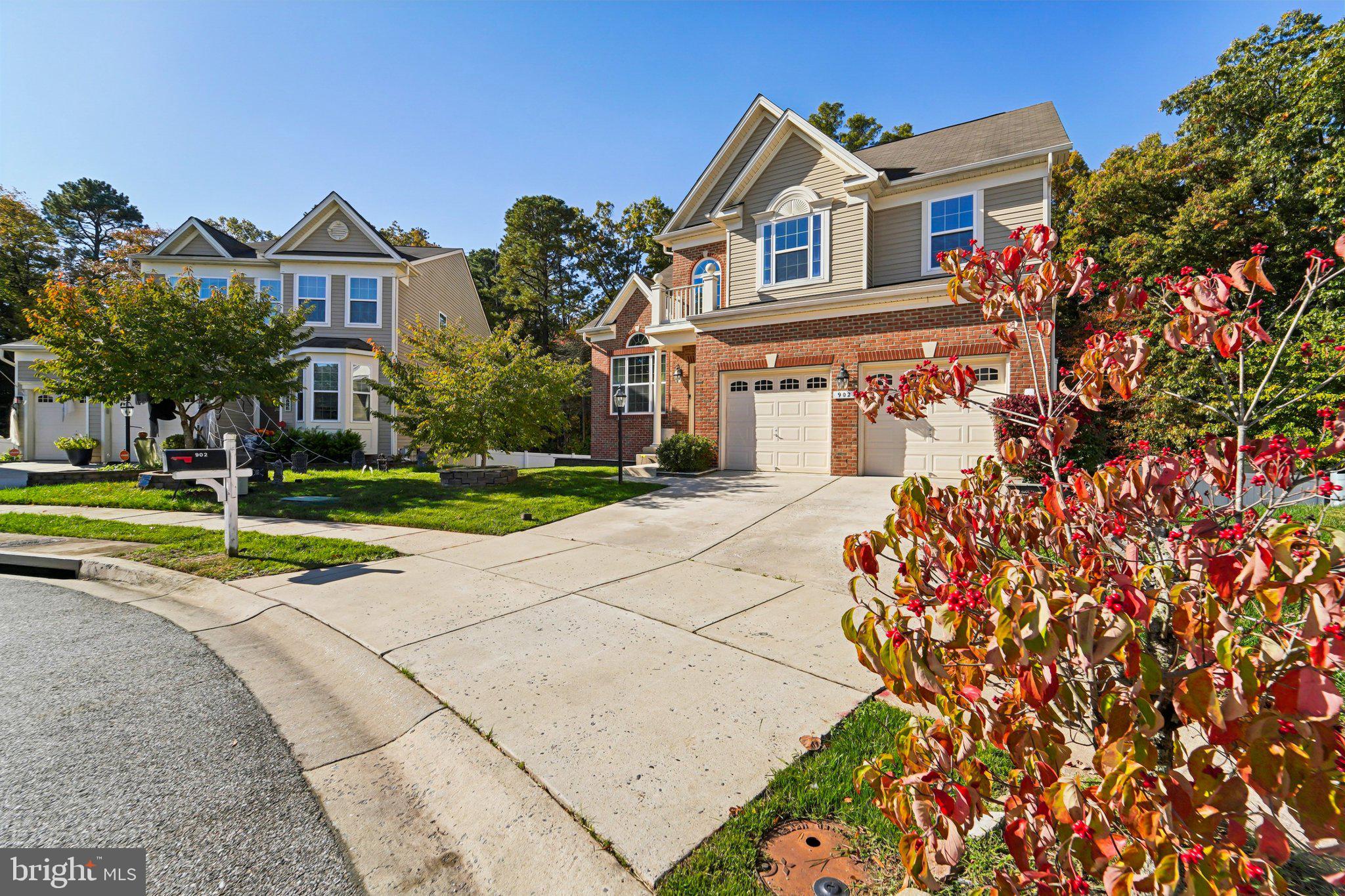 902 BOATWRIGHT DRIVE