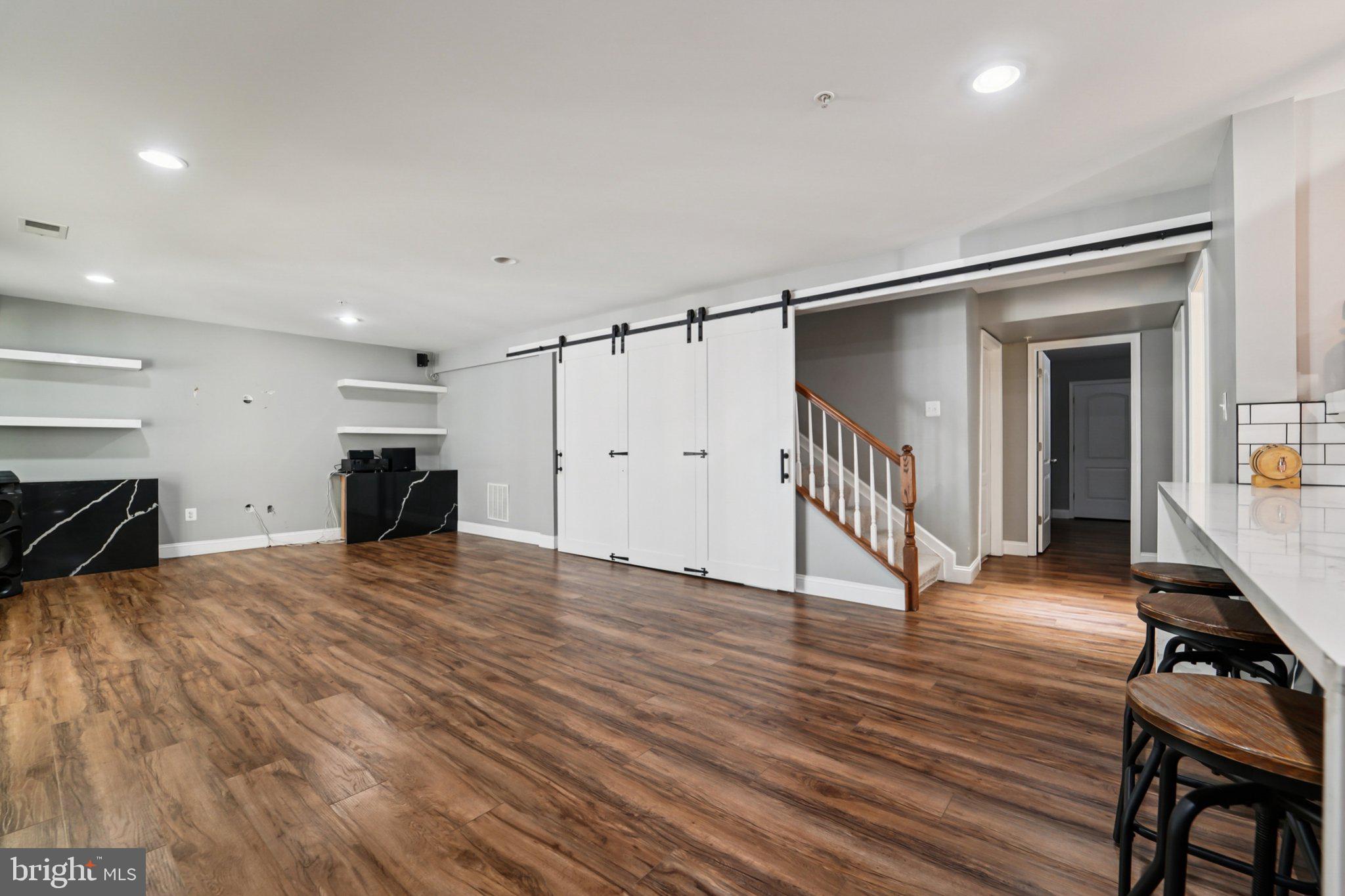 TANYARD SPRINGS - Residential