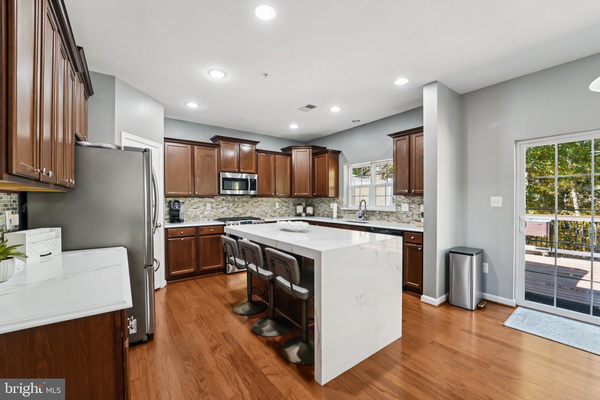 TANYARD SPRINGS - Residential