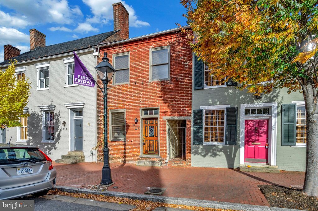 Photo of 511 Caroline Street, FREDERICKSBURG, VA 22401 (MLS # VAFB2009266)