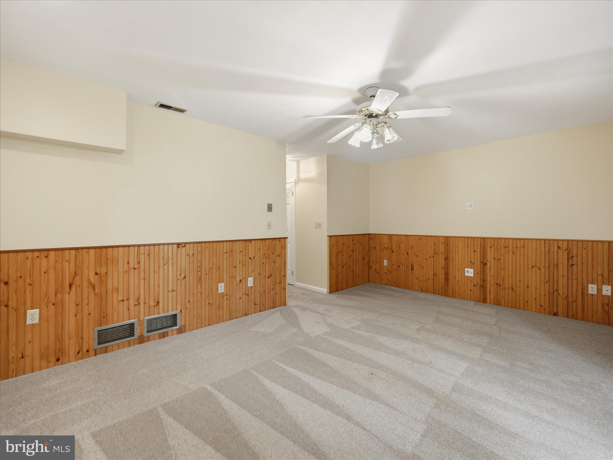 NORTH GATE TOWNE HOMES - Residential