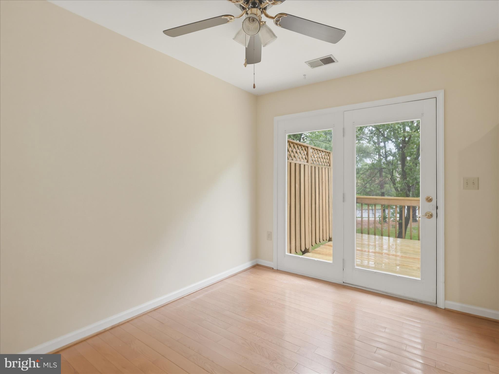 NORTH GATE TOWNE HOMES - Residential