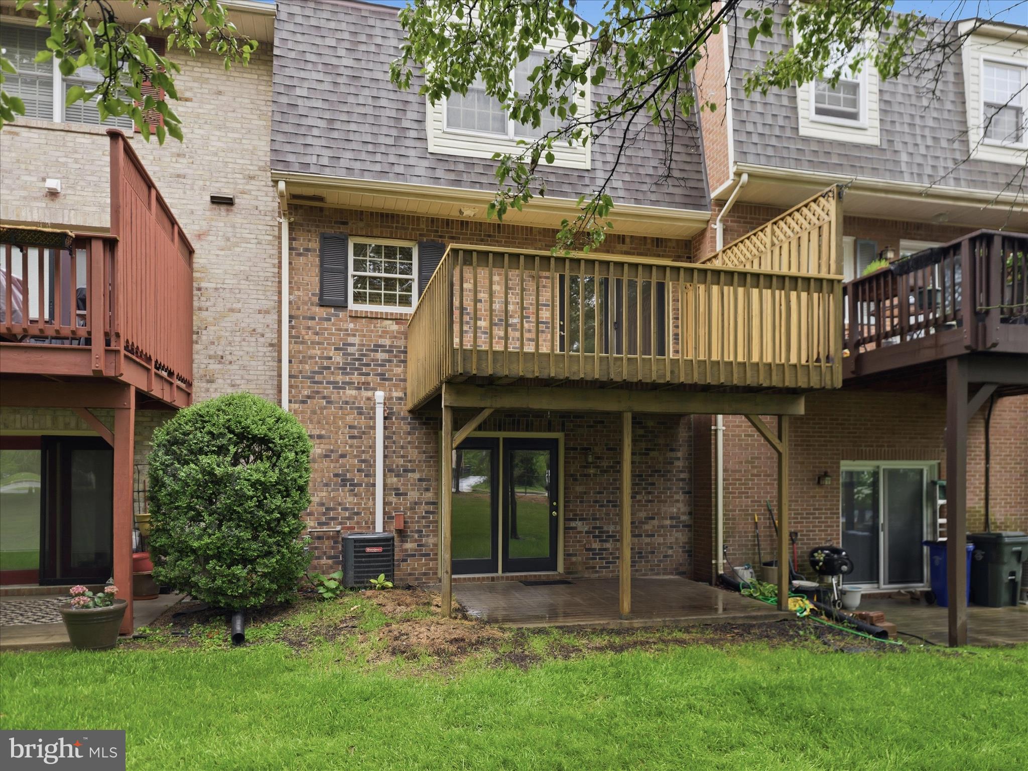 NORTH GATE TOWNE HOMES - Residential