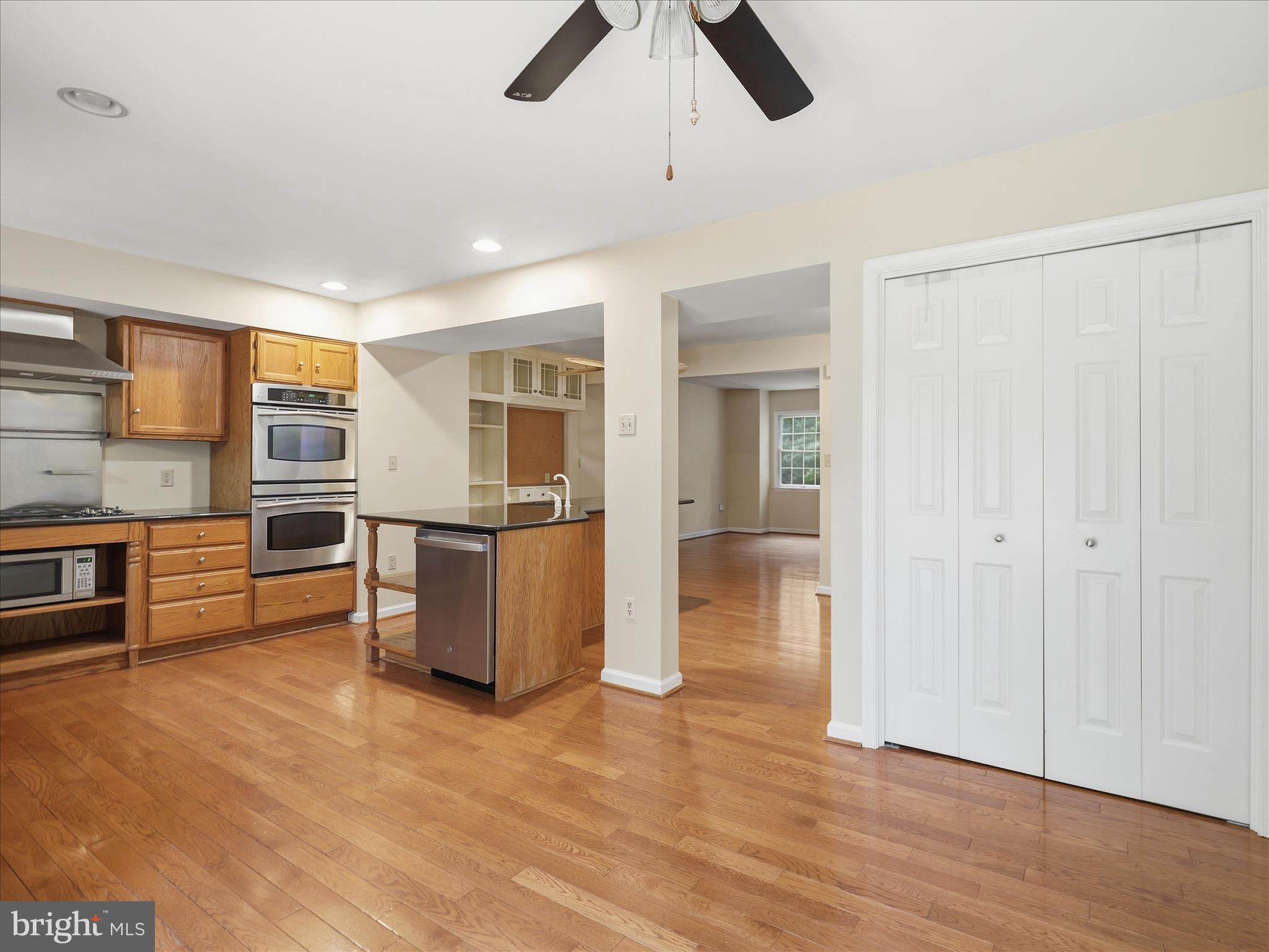 NORTH GATE TOWNE HOMES - Residential