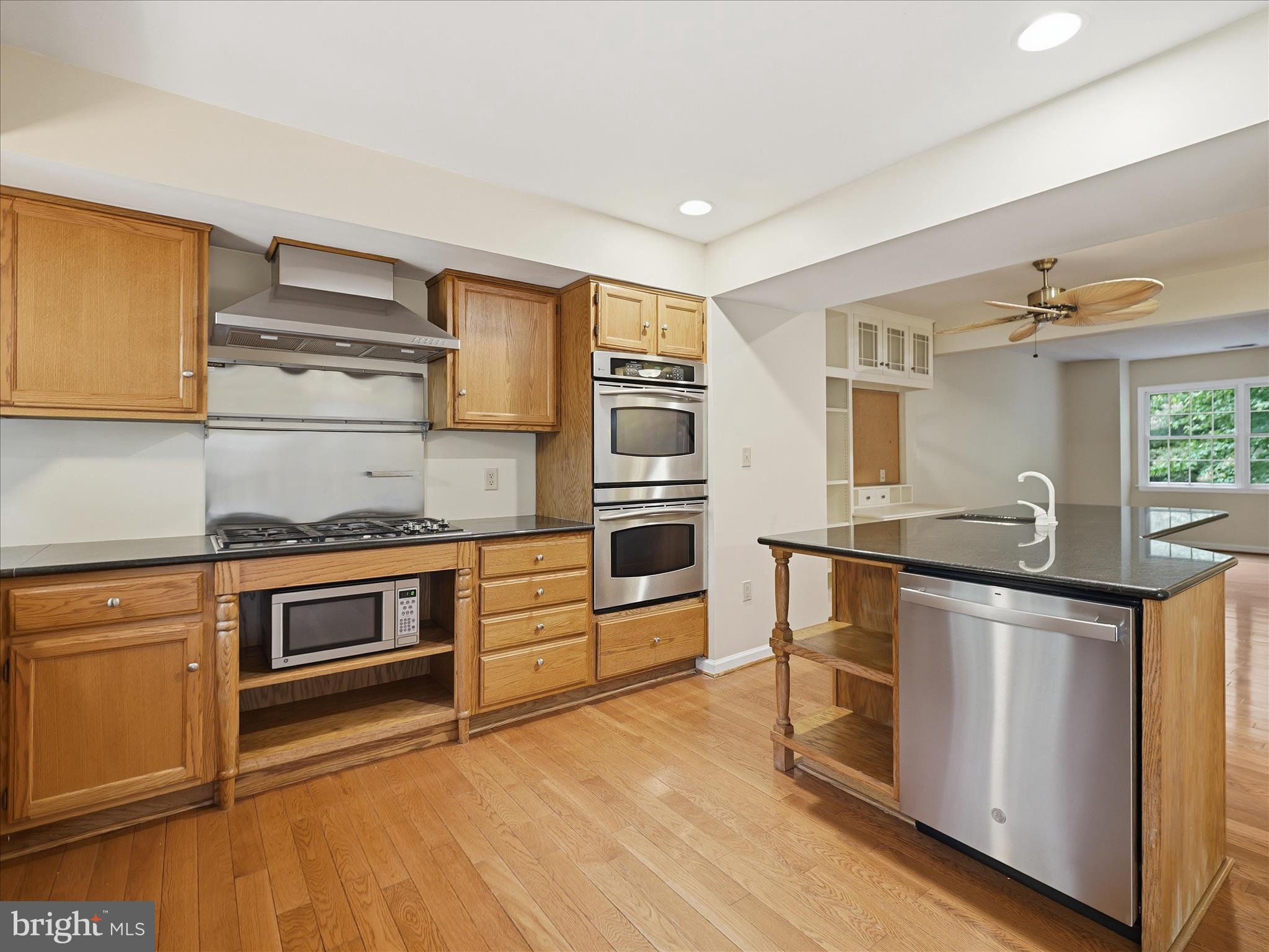 NORTH GATE TOWNE HOMES - Residential