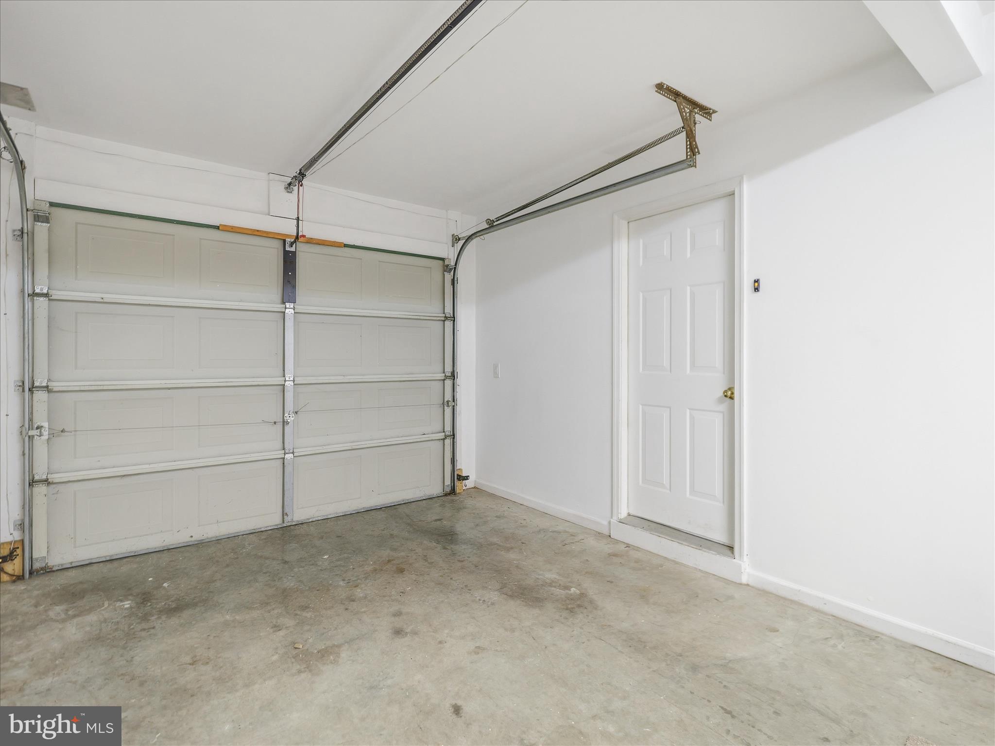 NORTH GATE TOWNE HOMES - Residential