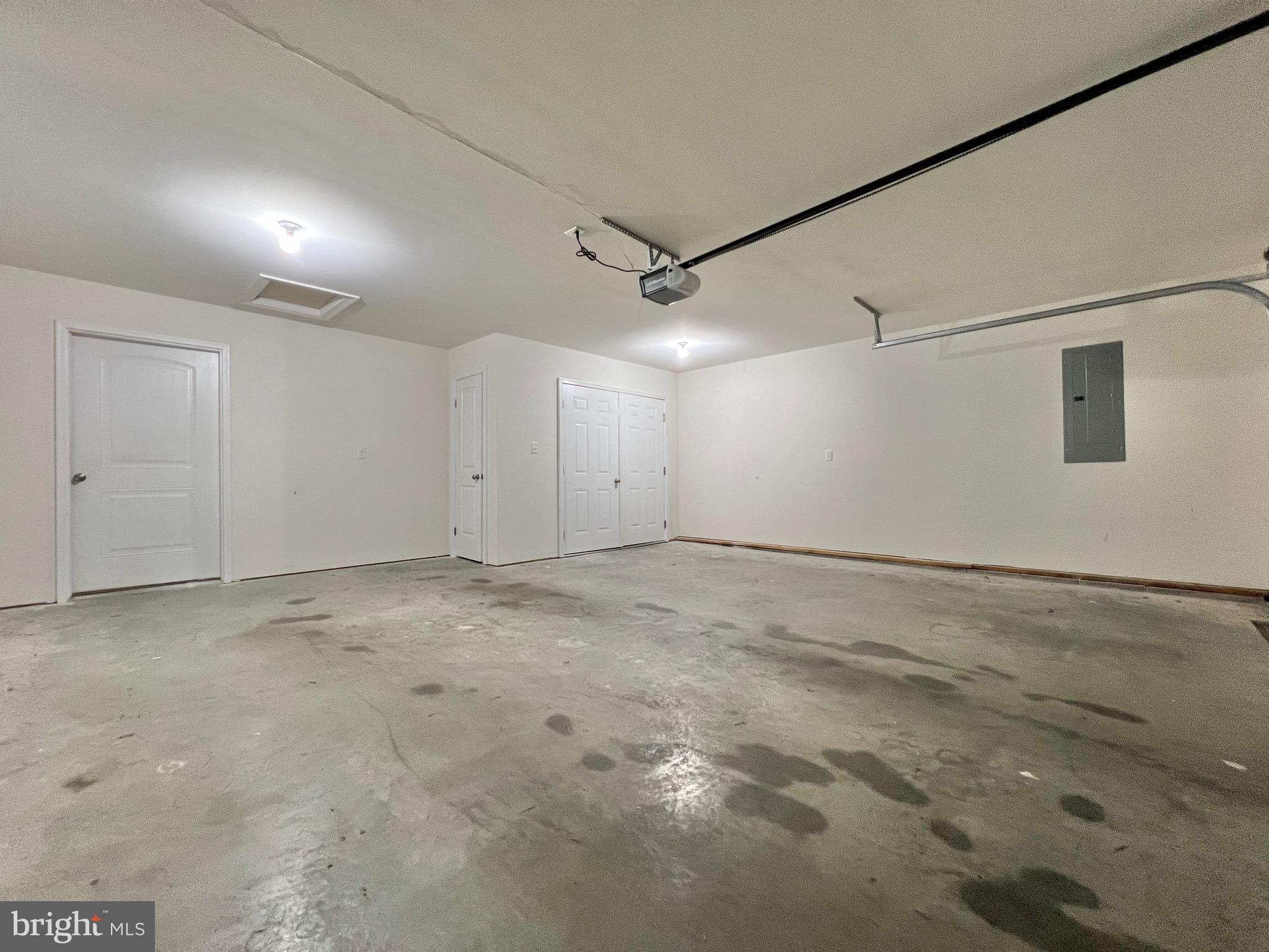 BRIDLE CREEK - Residential