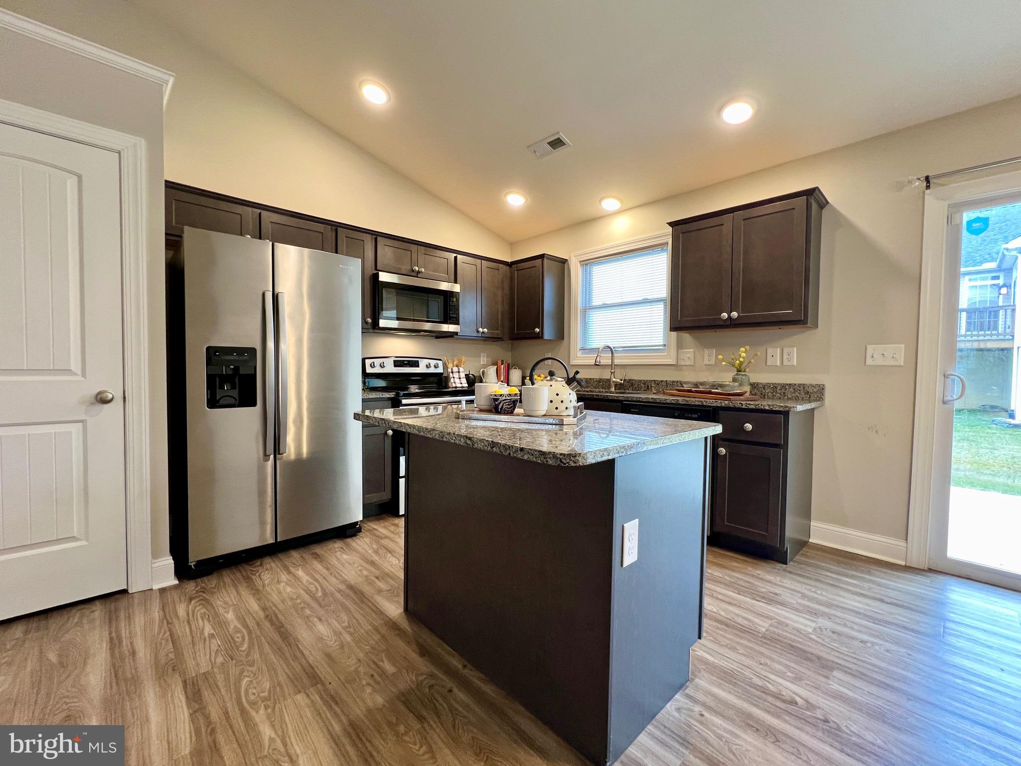 BRIDLE CREEK - Residential