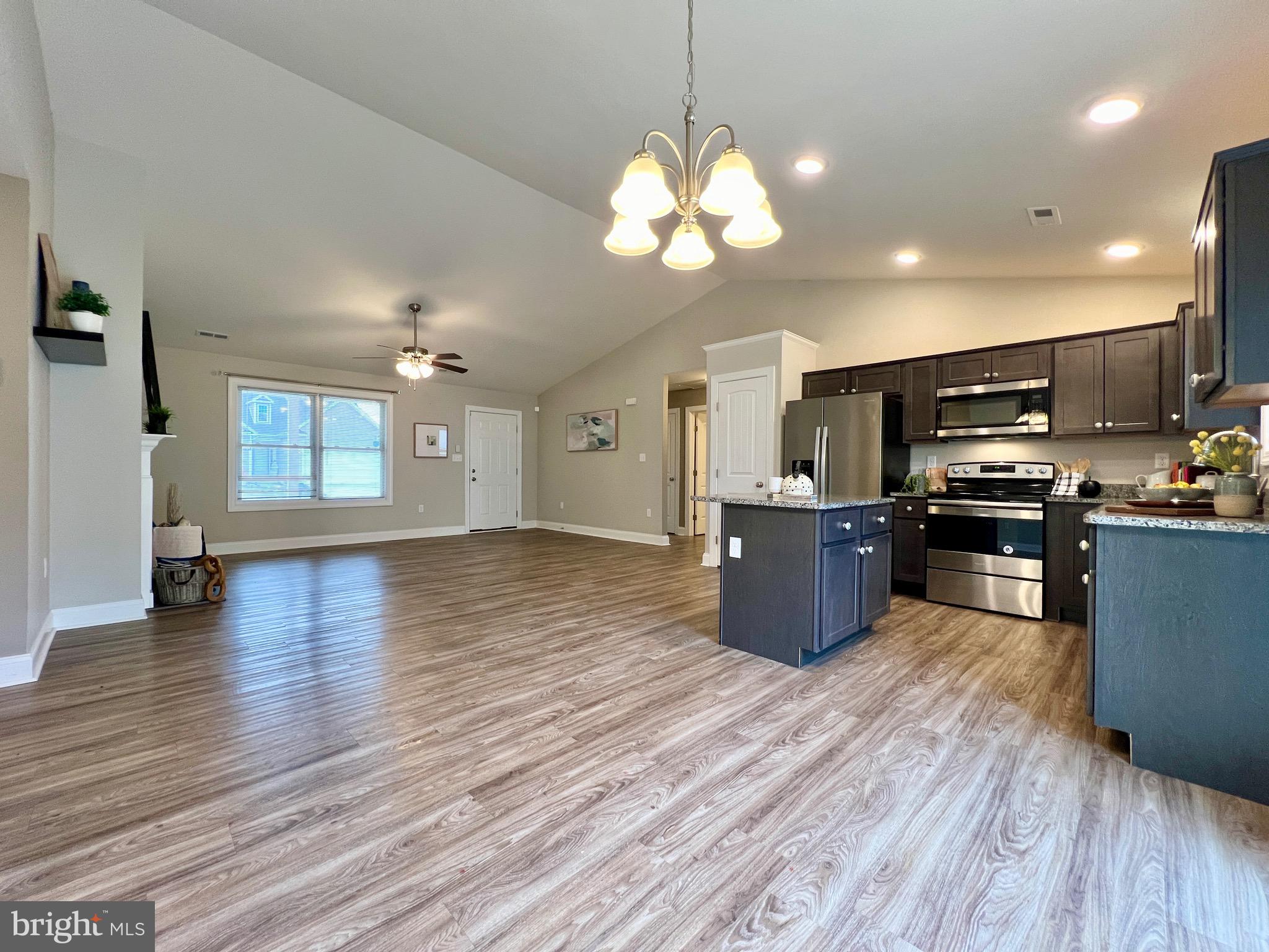 BRIDLE CREEK - Residential