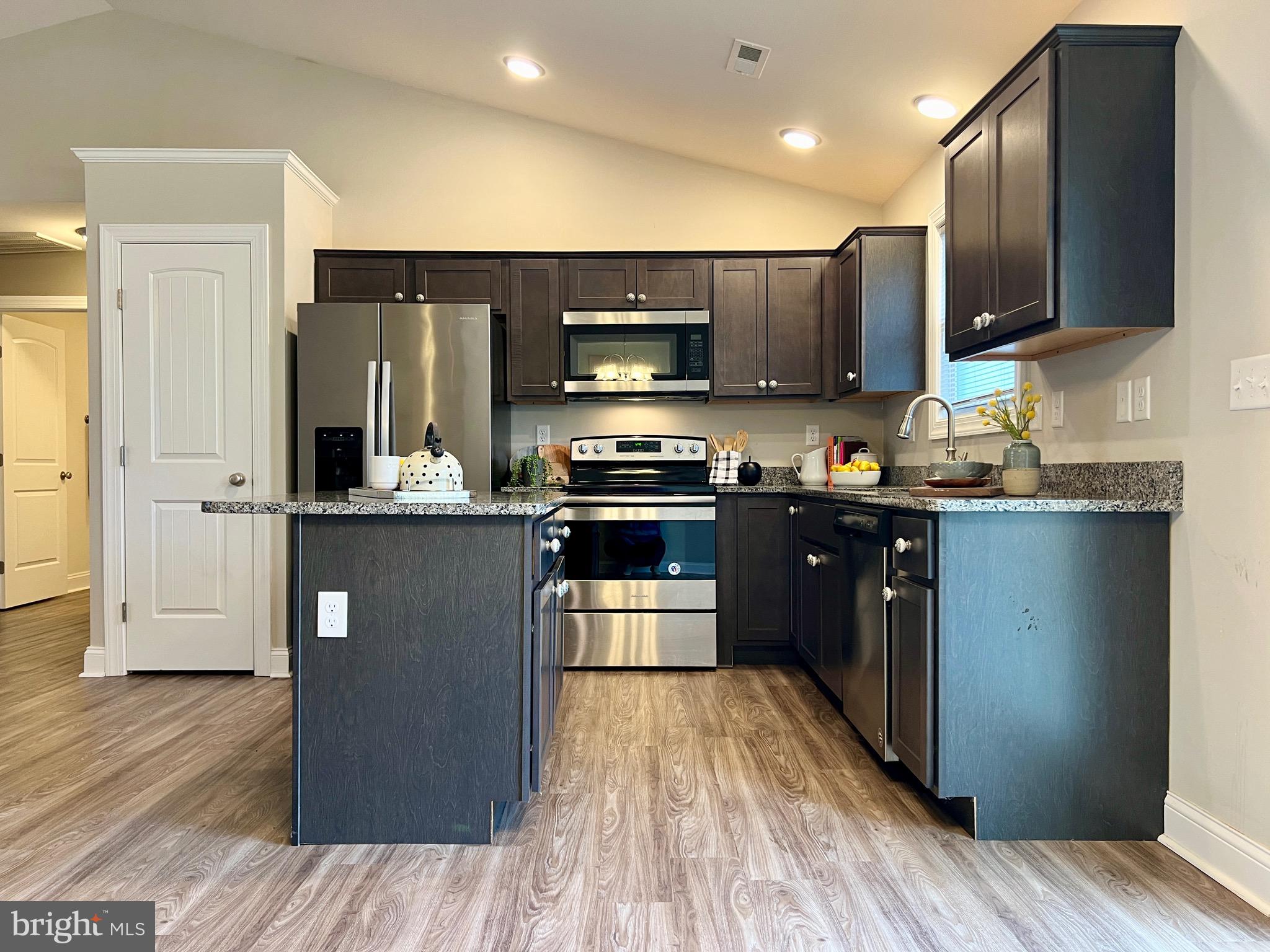 BRIDLE CREEK - Residential