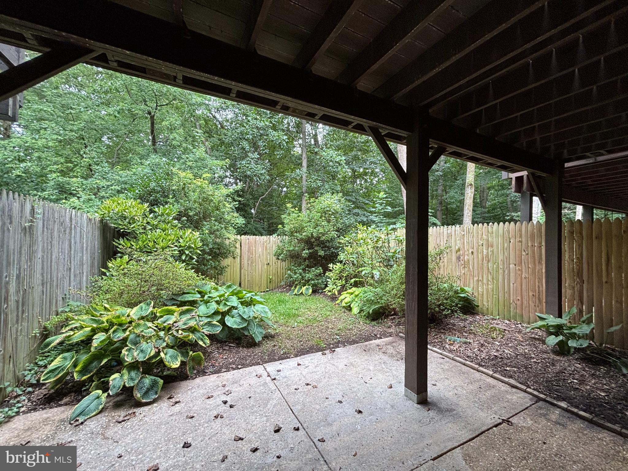 INVERNESS FOREST - Residential Lease