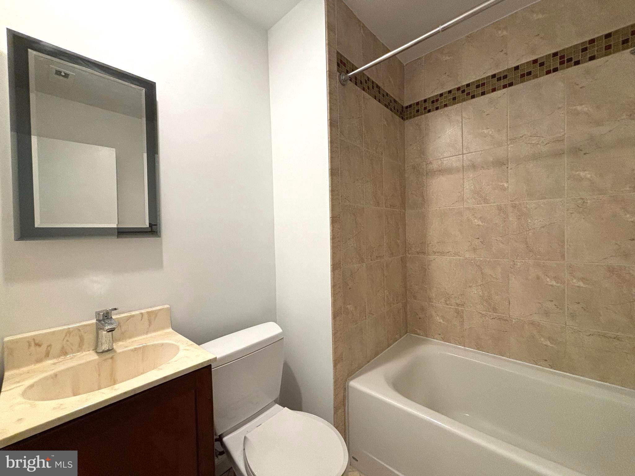 INVERNESS FOREST - Residential Lease