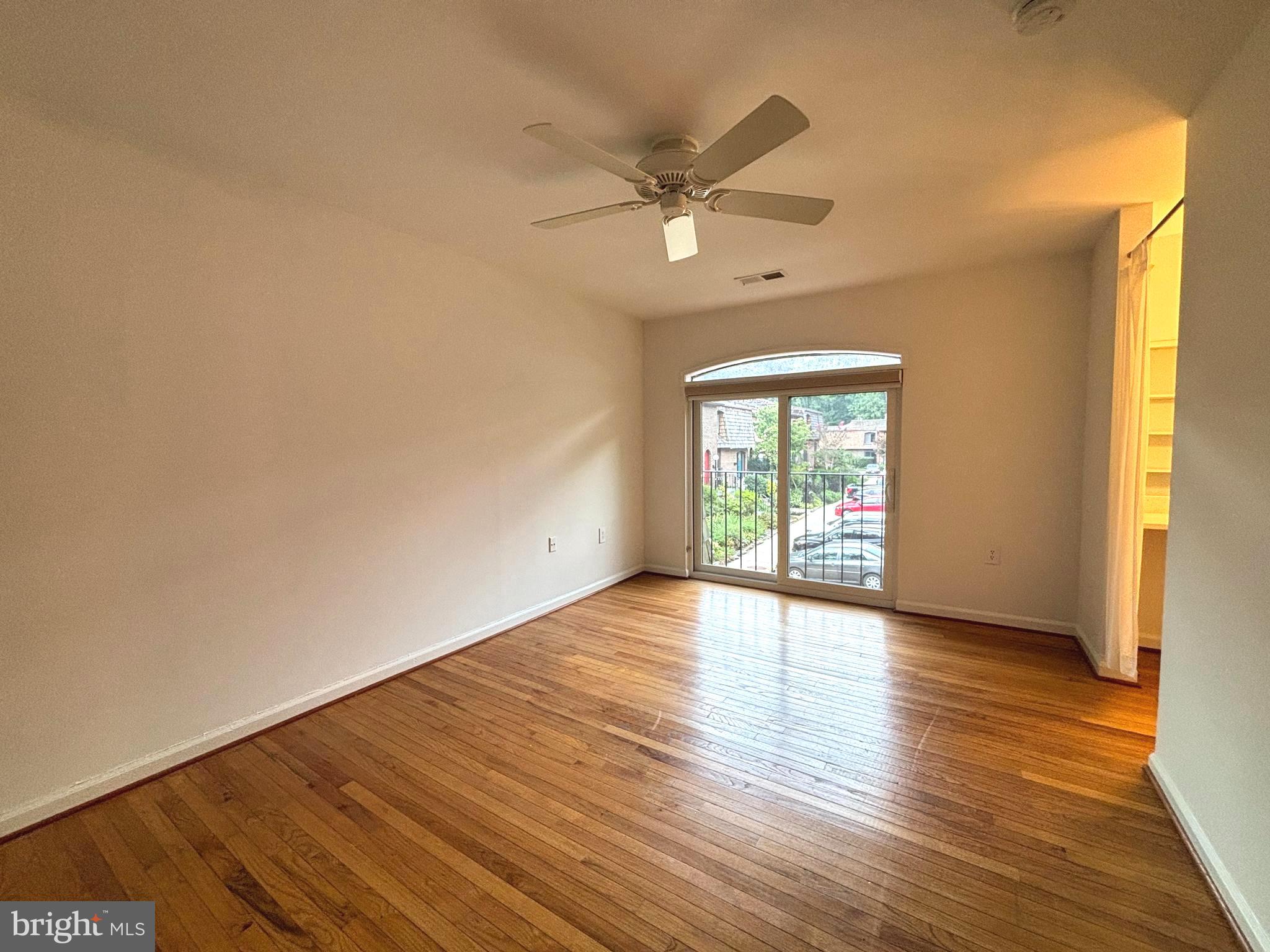 INVERNESS FOREST - Residential Lease