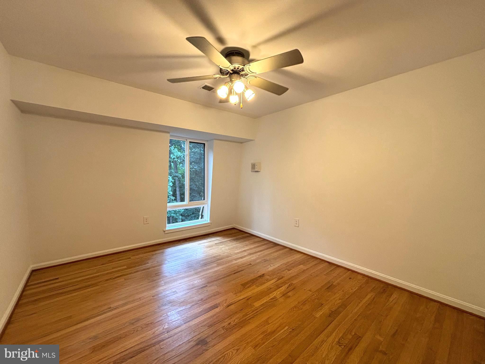 INVERNESS FOREST - Residential Lease