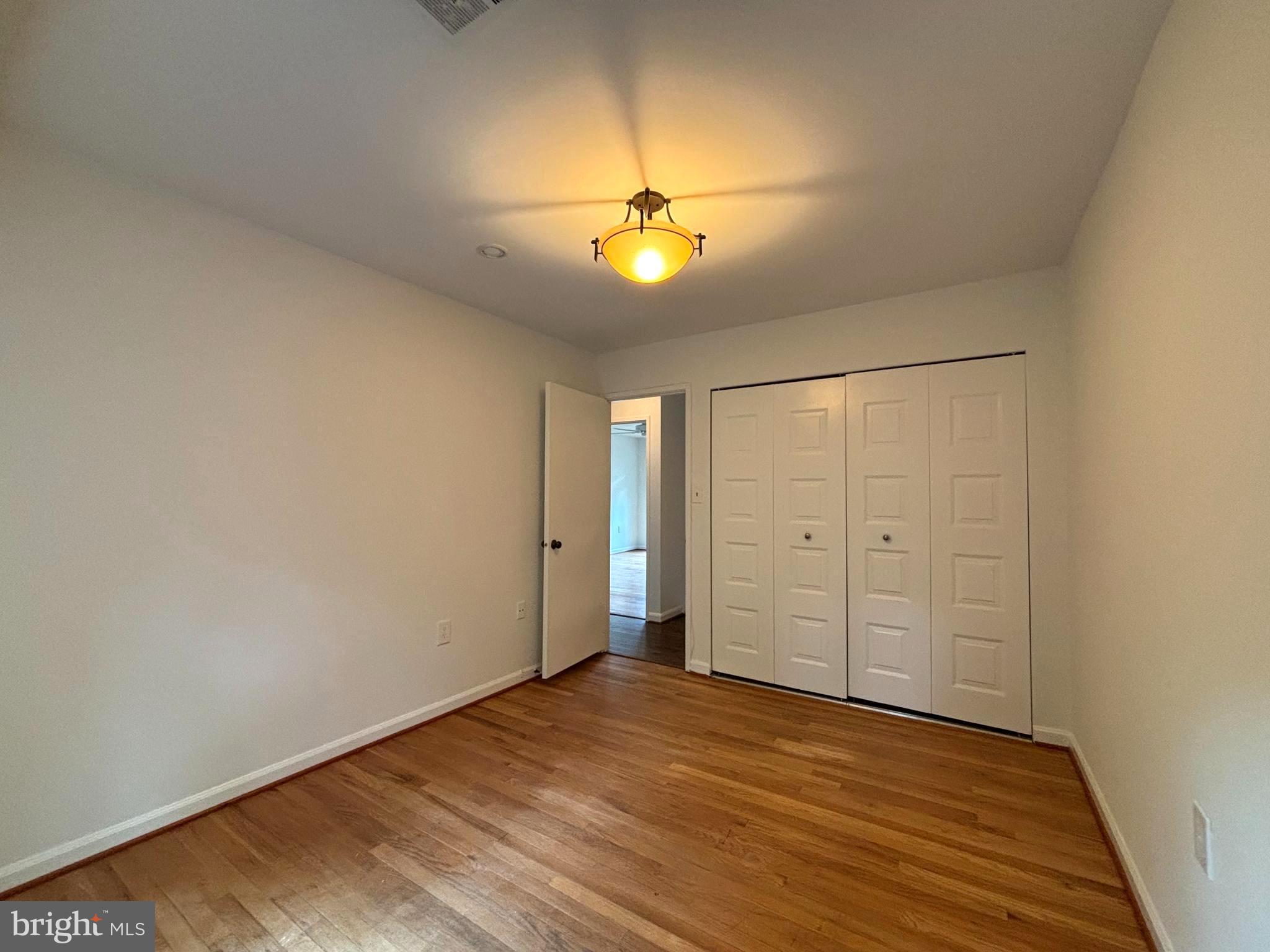 INVERNESS FOREST - Residential Lease