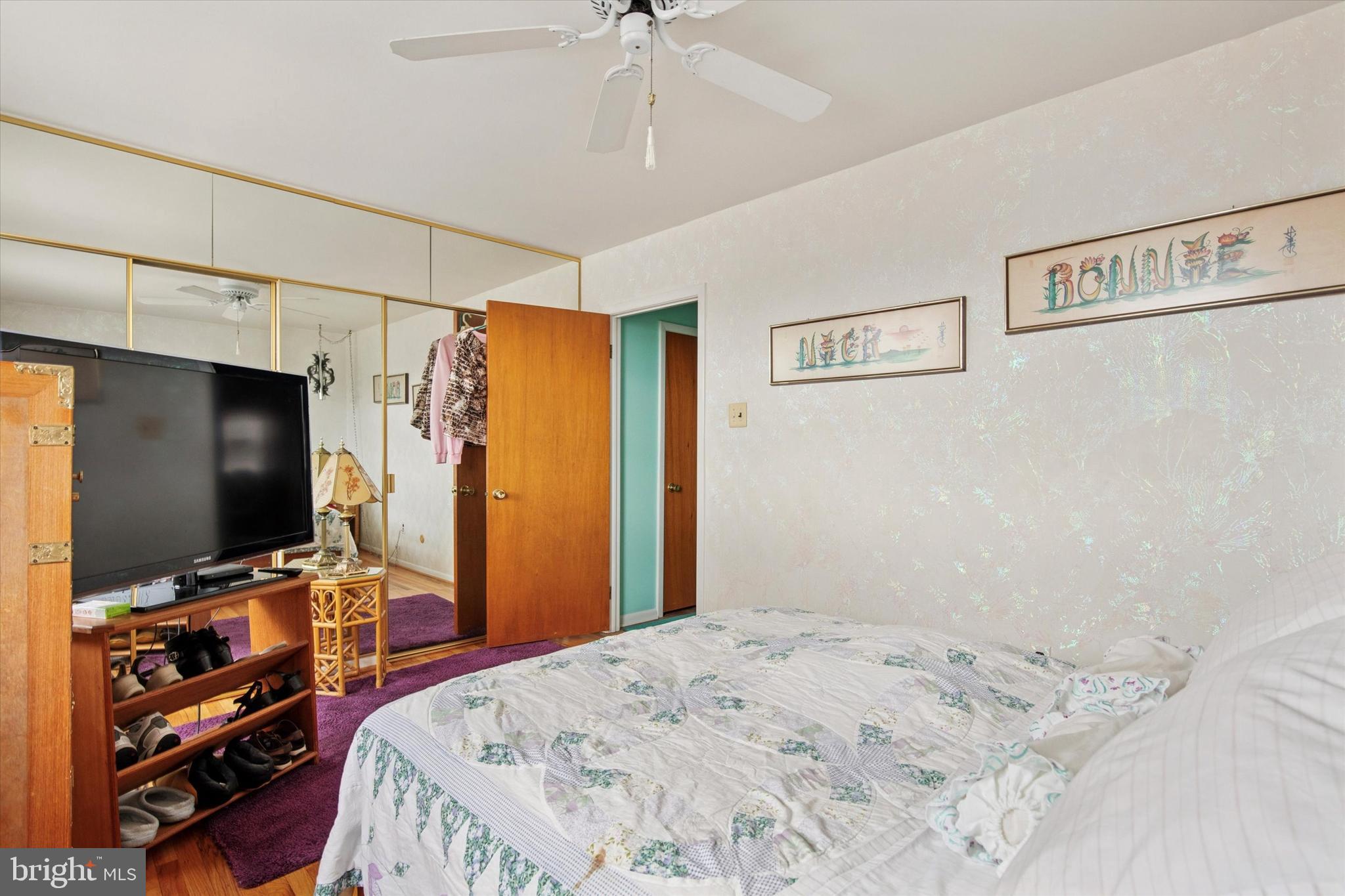 ROXBOROUGH - Residential