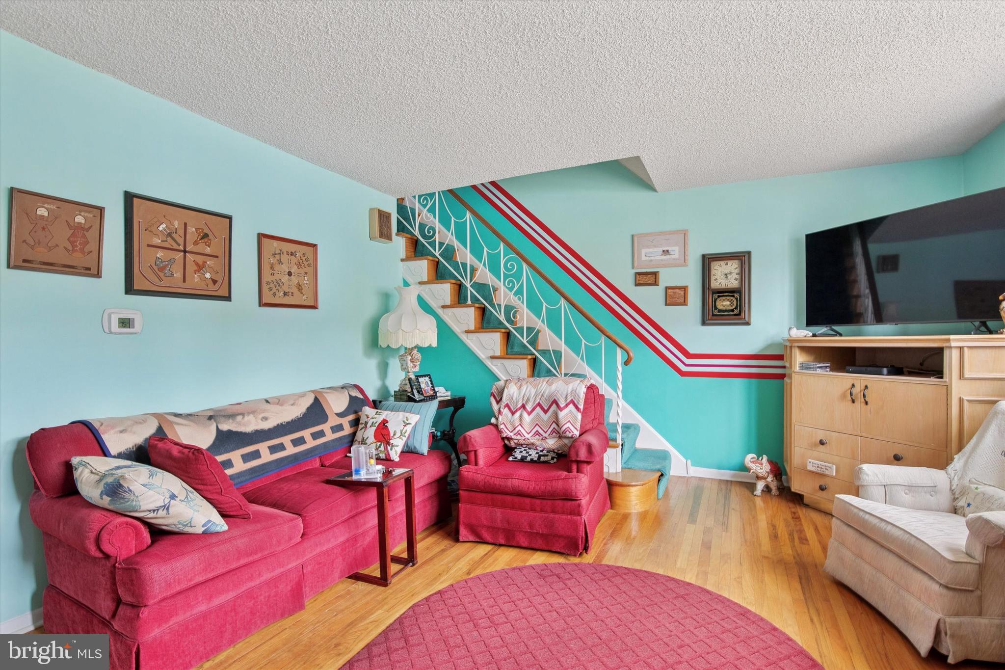 ROXBOROUGH - Residential