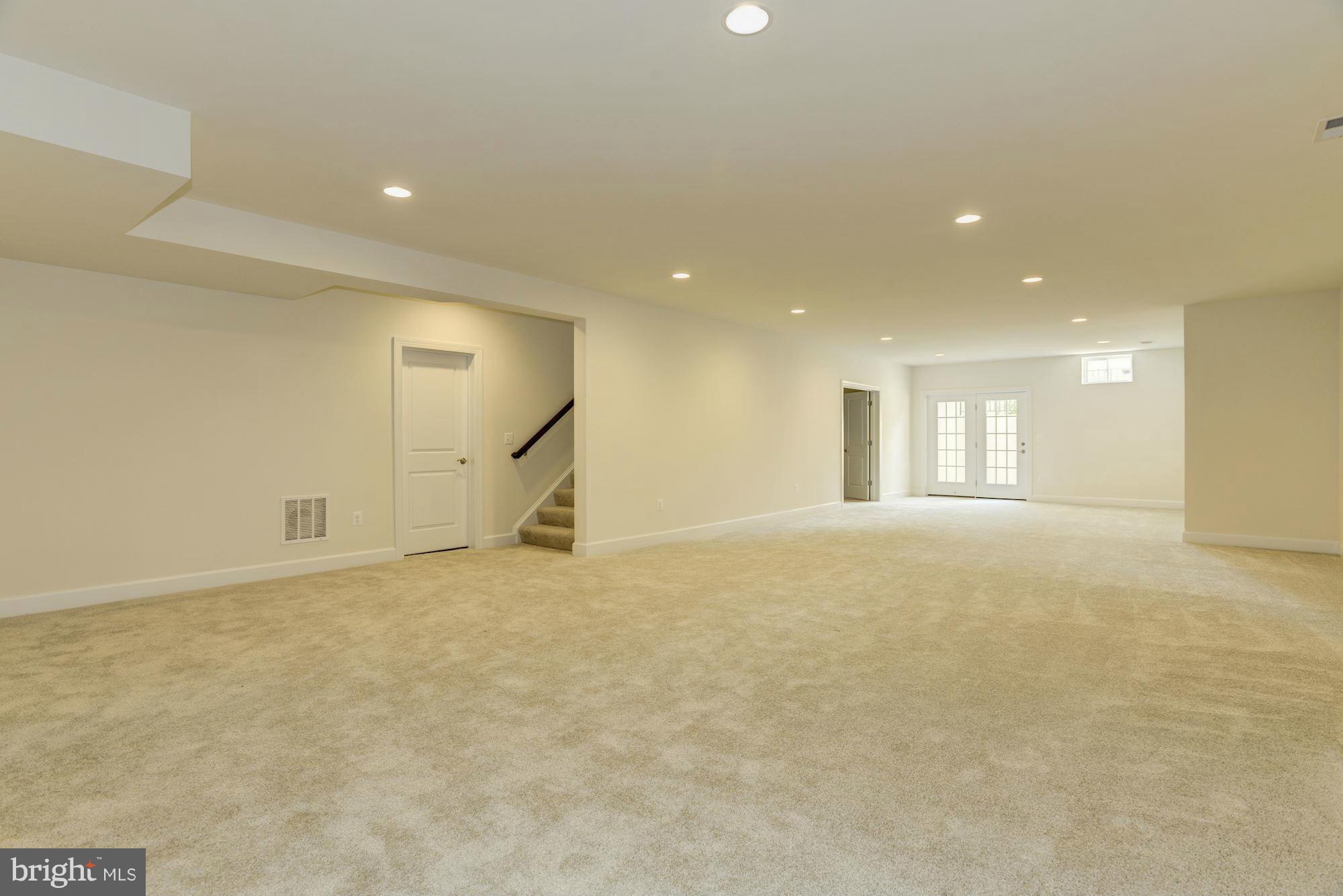 CHESTERBROOK GARDENS - Residential