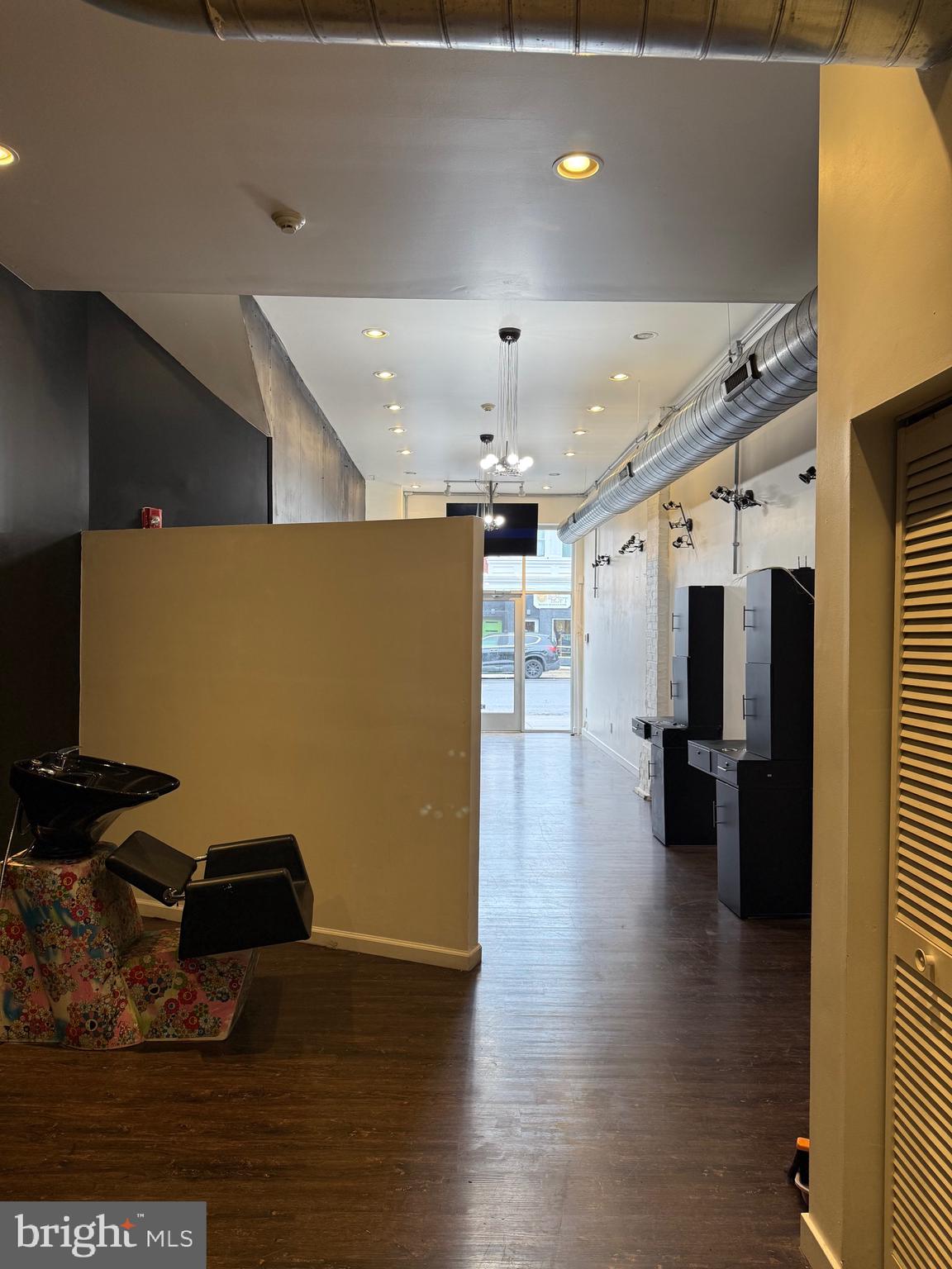 WEST PHILADELPHIA - Commercial Lease