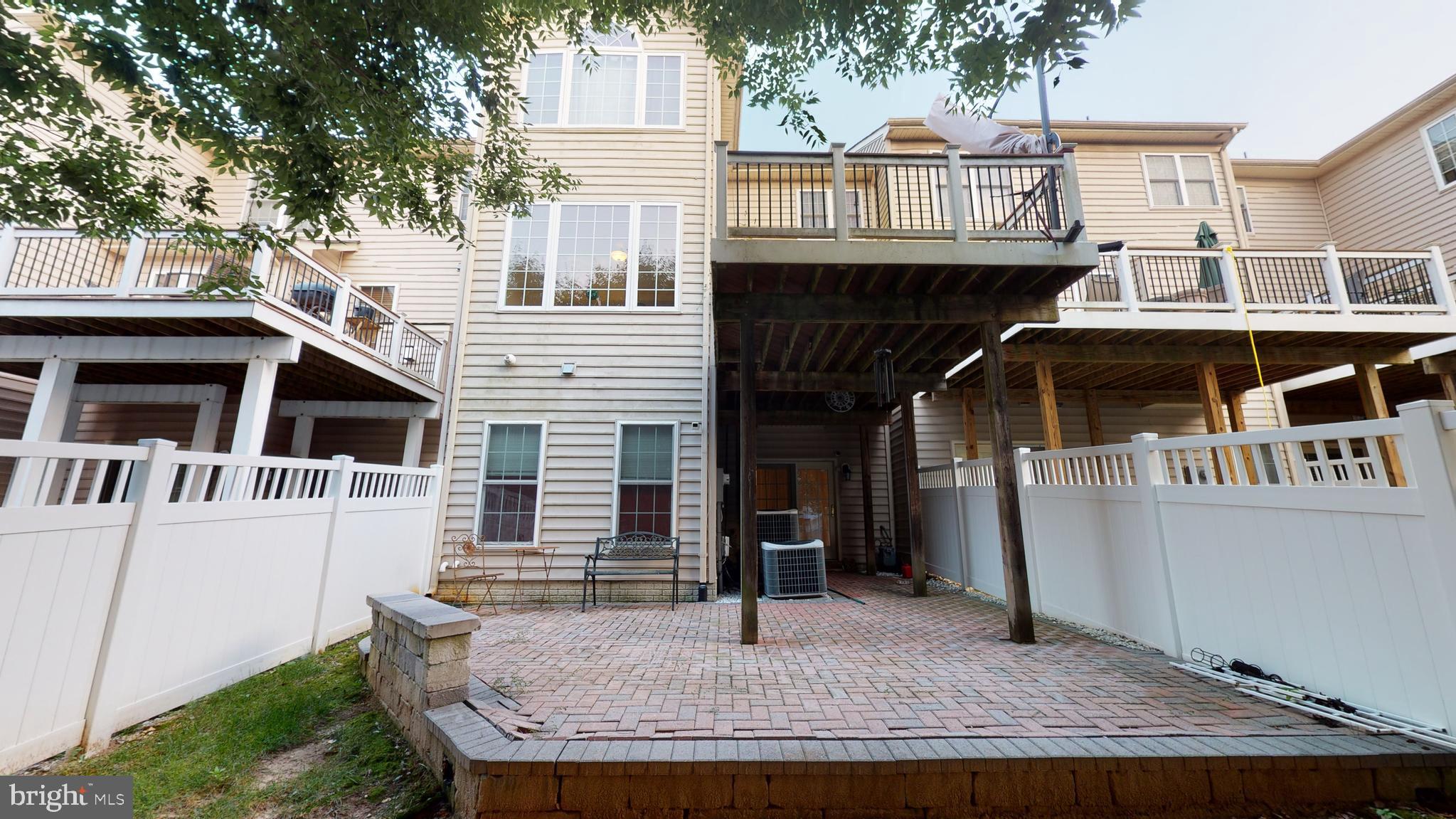 MARLBORO RIDGE - Residential