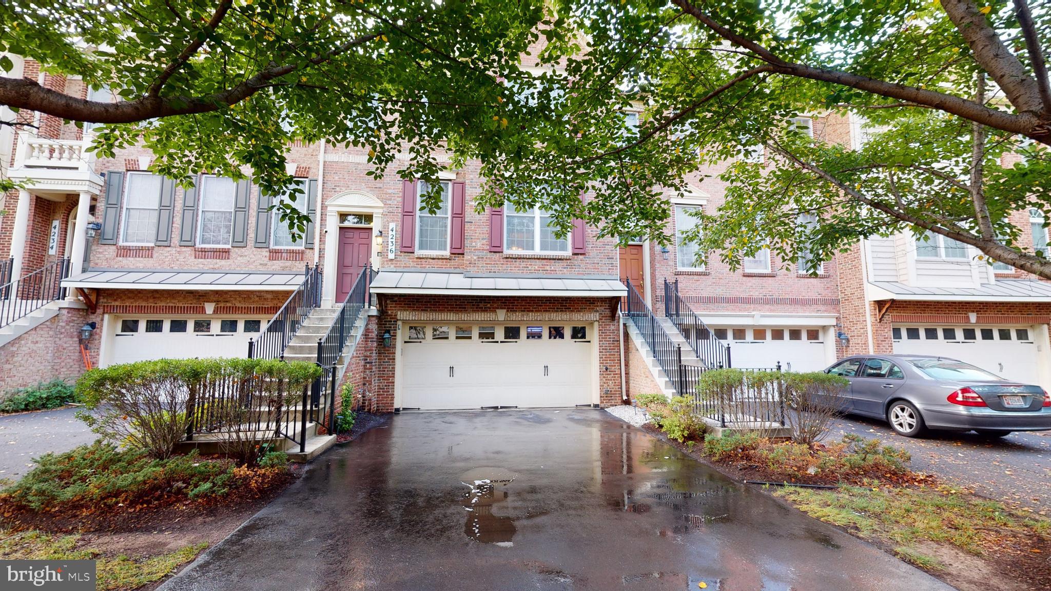 MARLBORO RIDGE - Residential