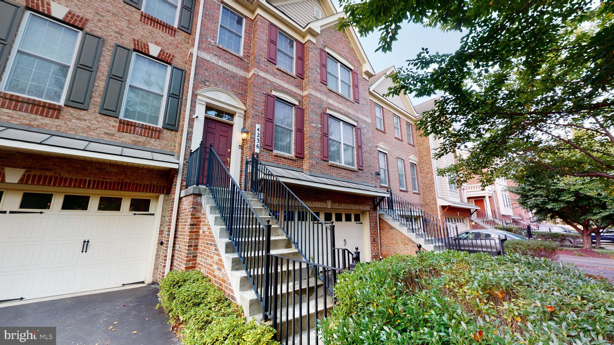 MARLBORO RIDGE - Residential