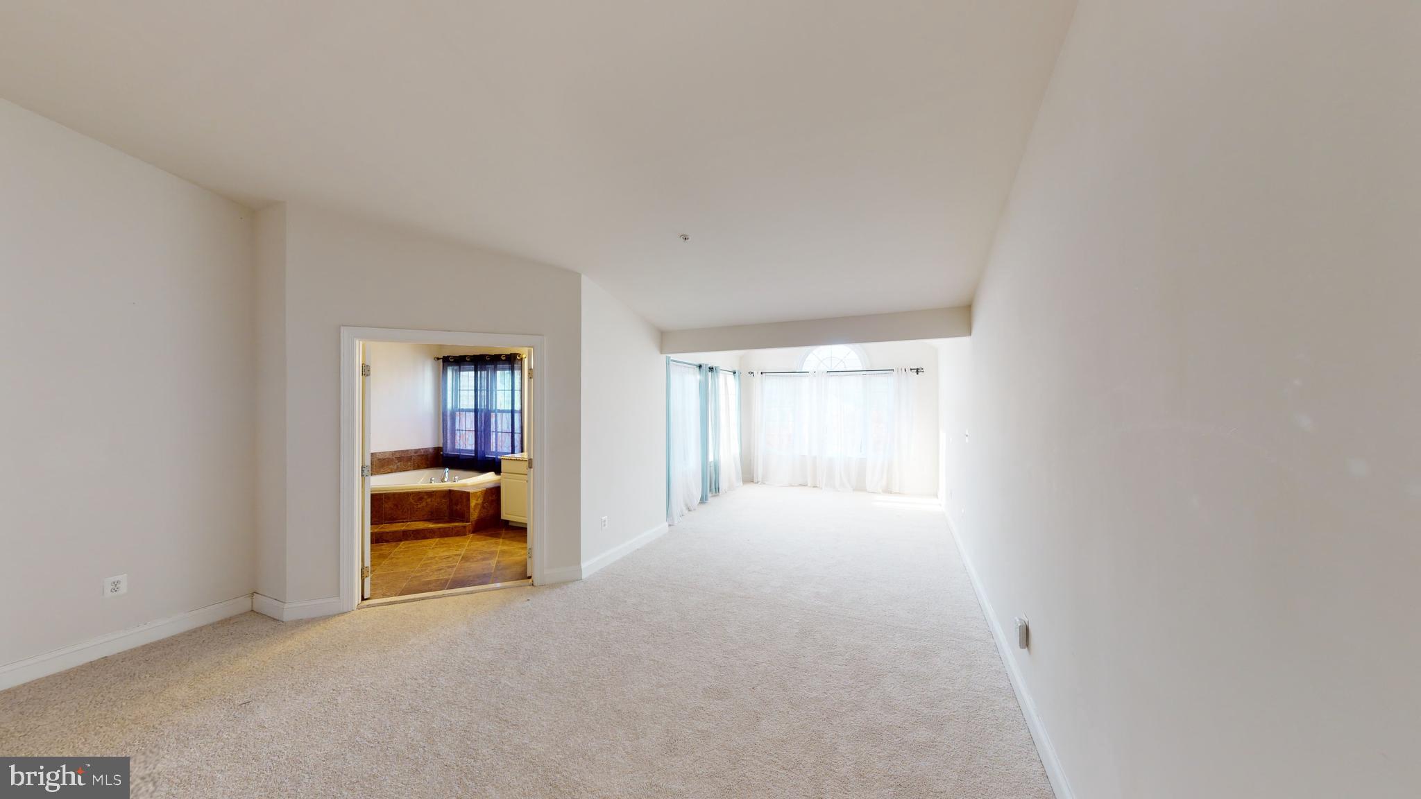 MARLBORO RIDGE - Residential