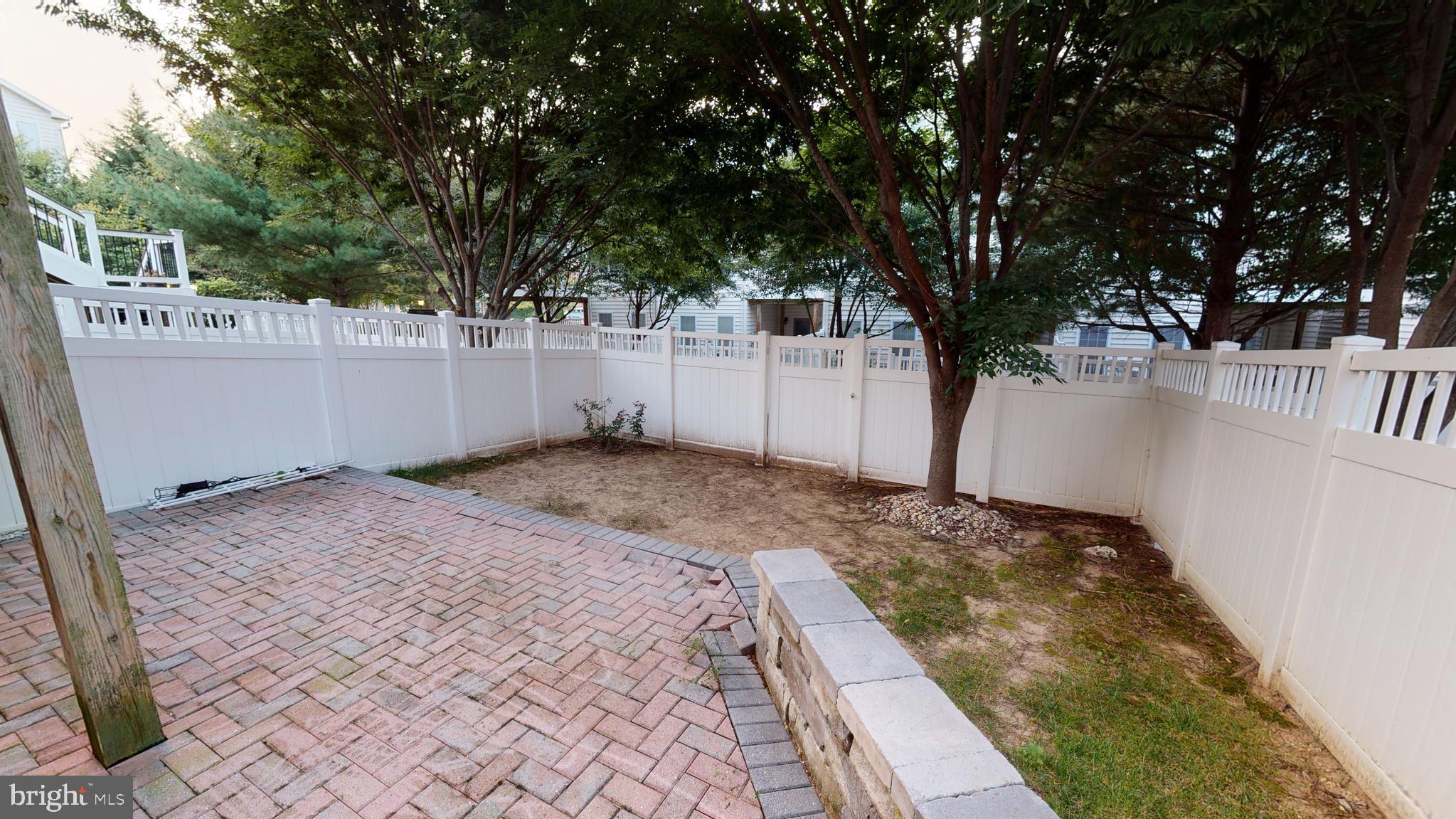 MARLBORO RIDGE - Residential