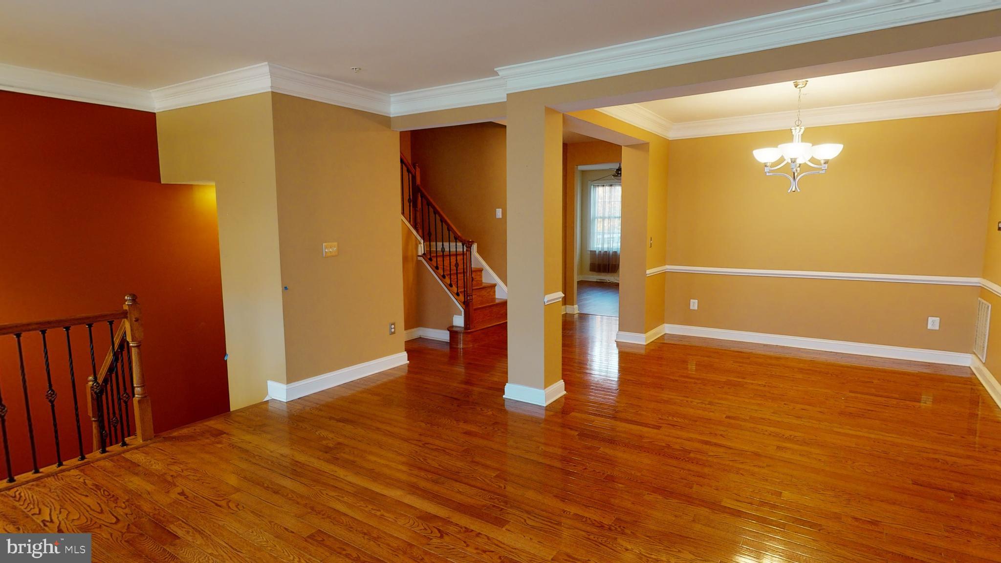 MARLBORO RIDGE - Residential