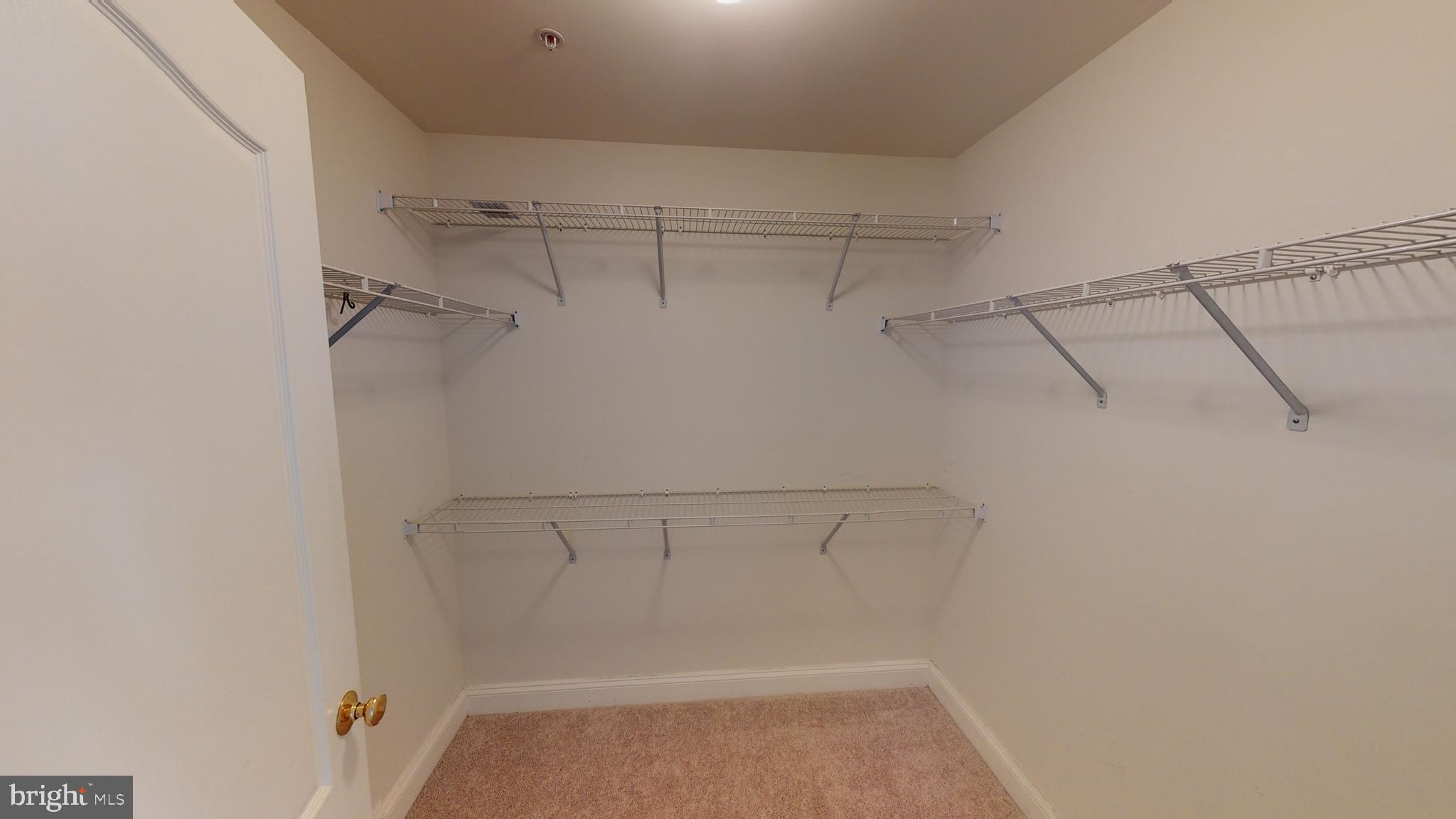 MARLBORO RIDGE - Residential