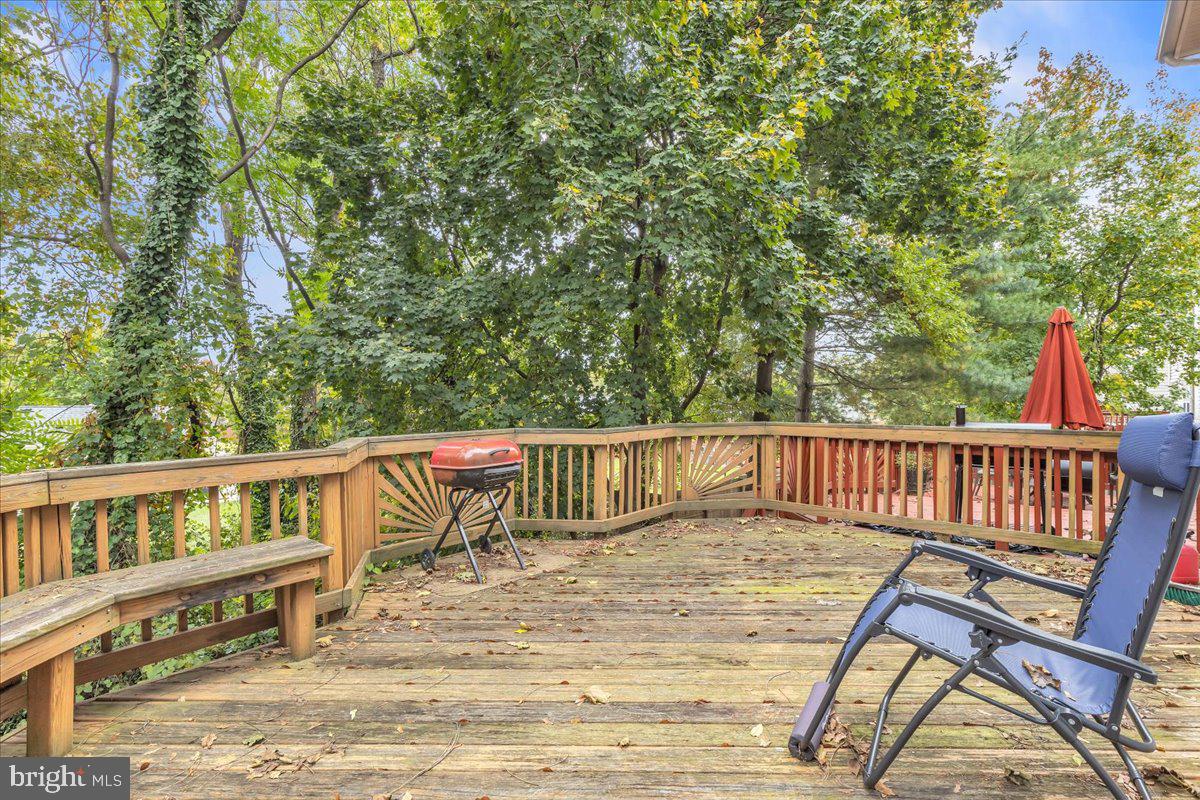 PENNSYLVANIA CROSSING - Residential