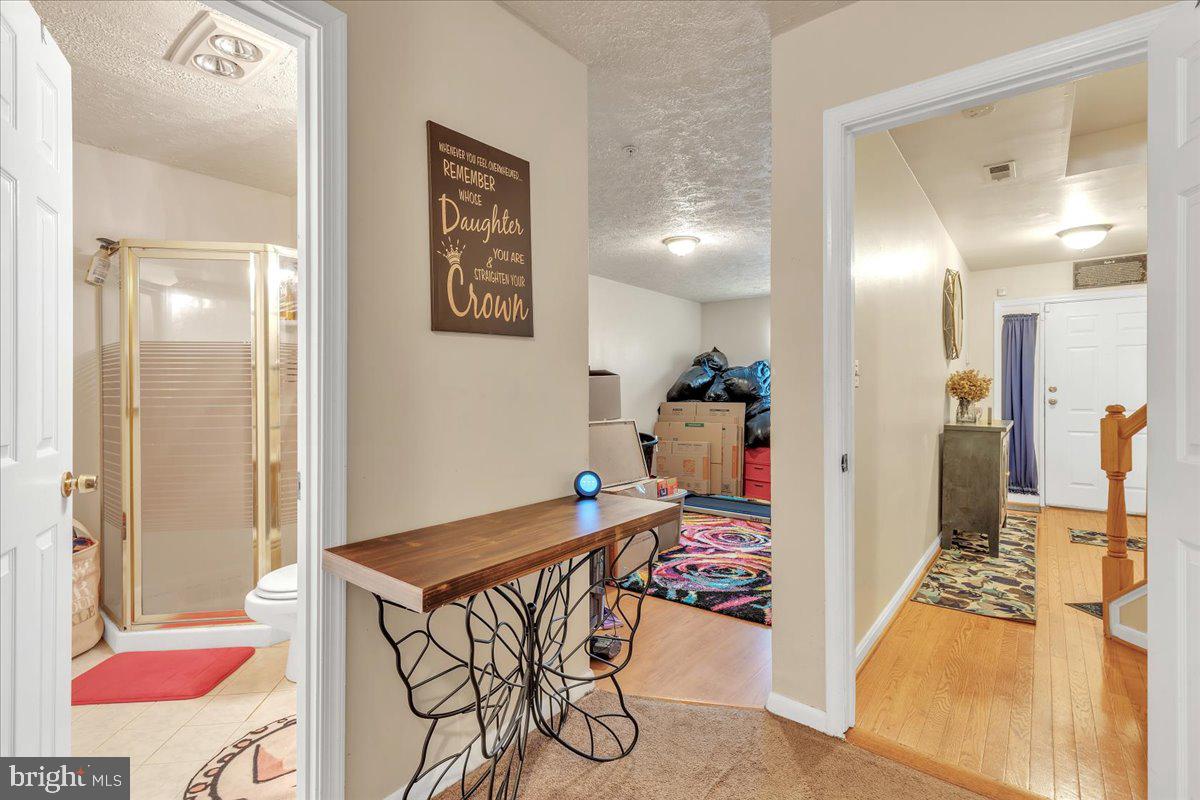 PENNSYLVANIA CROSSING - Residential