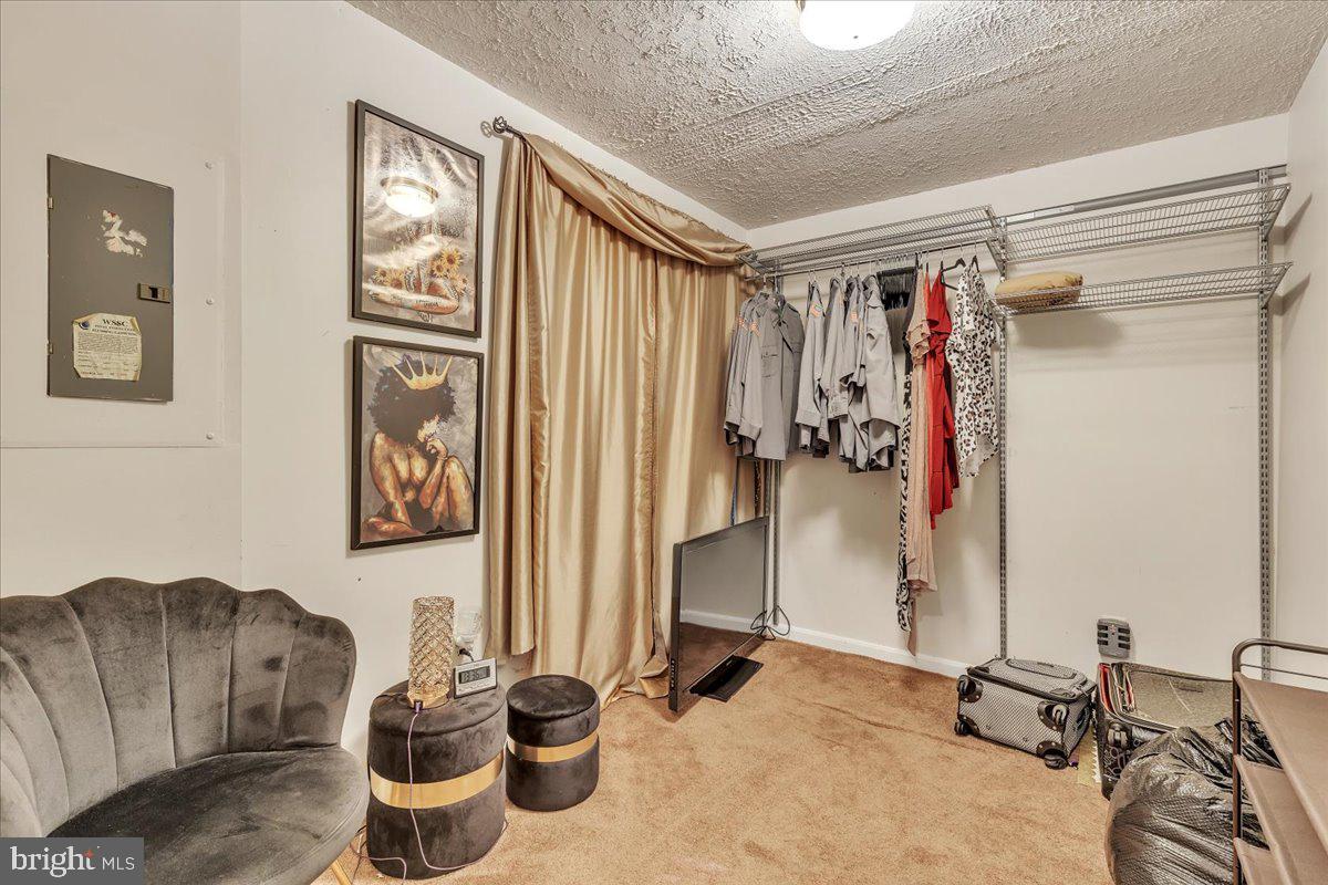 PENNSYLVANIA CROSSING - Residential