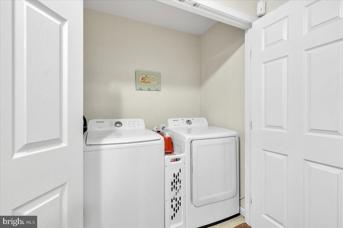 PENNSYLVANIA CROSSING - Residential