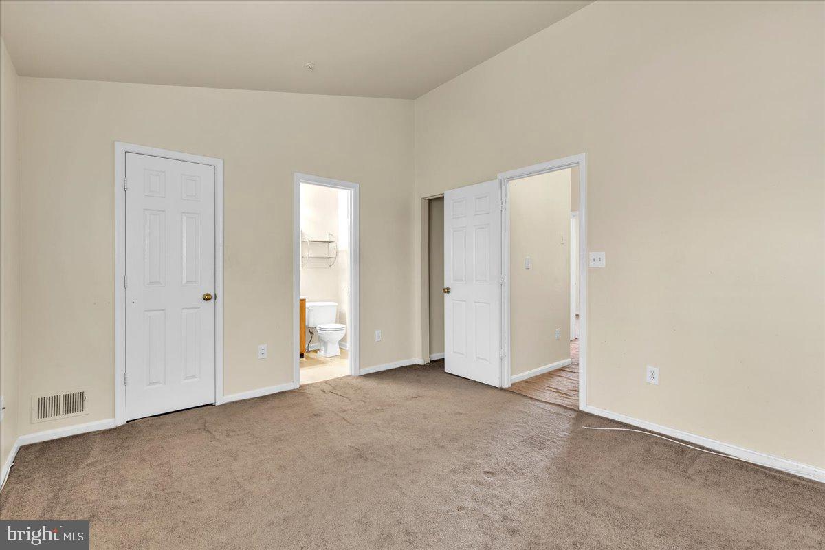 PENNSYLVANIA CROSSING - Residential