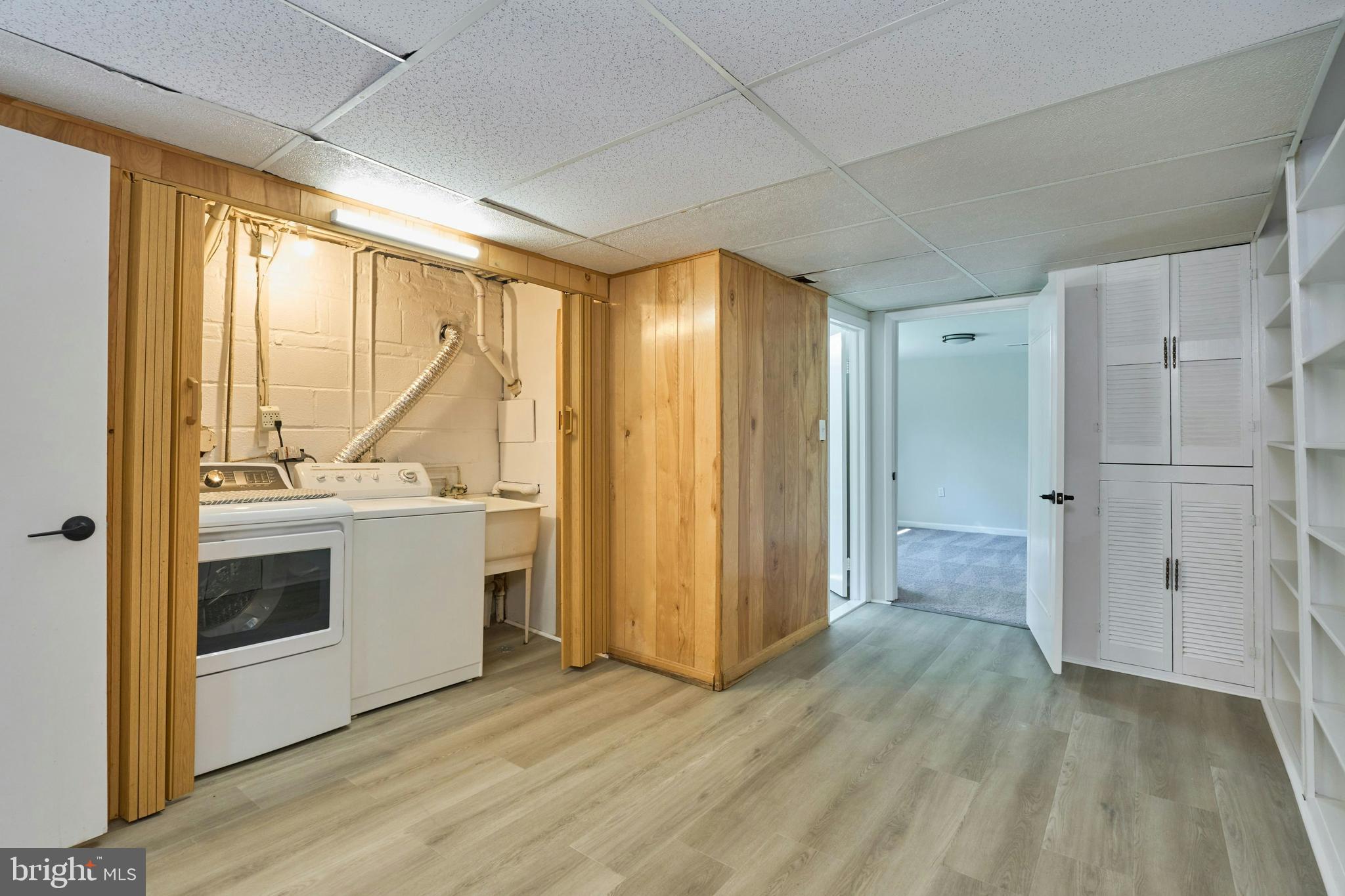 DOWDEN TERRACE - Residential