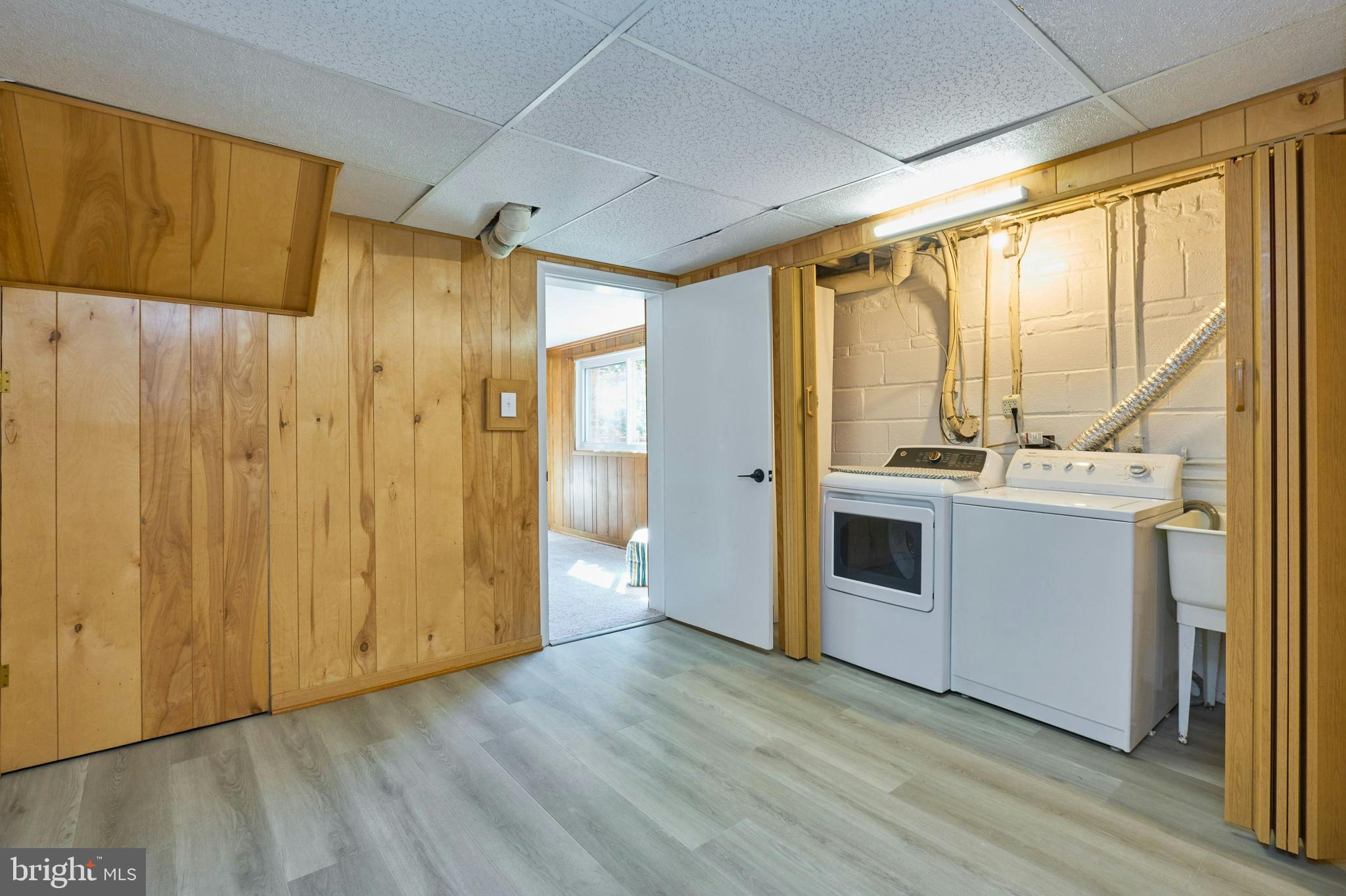 DOWDEN TERRACE - Residential