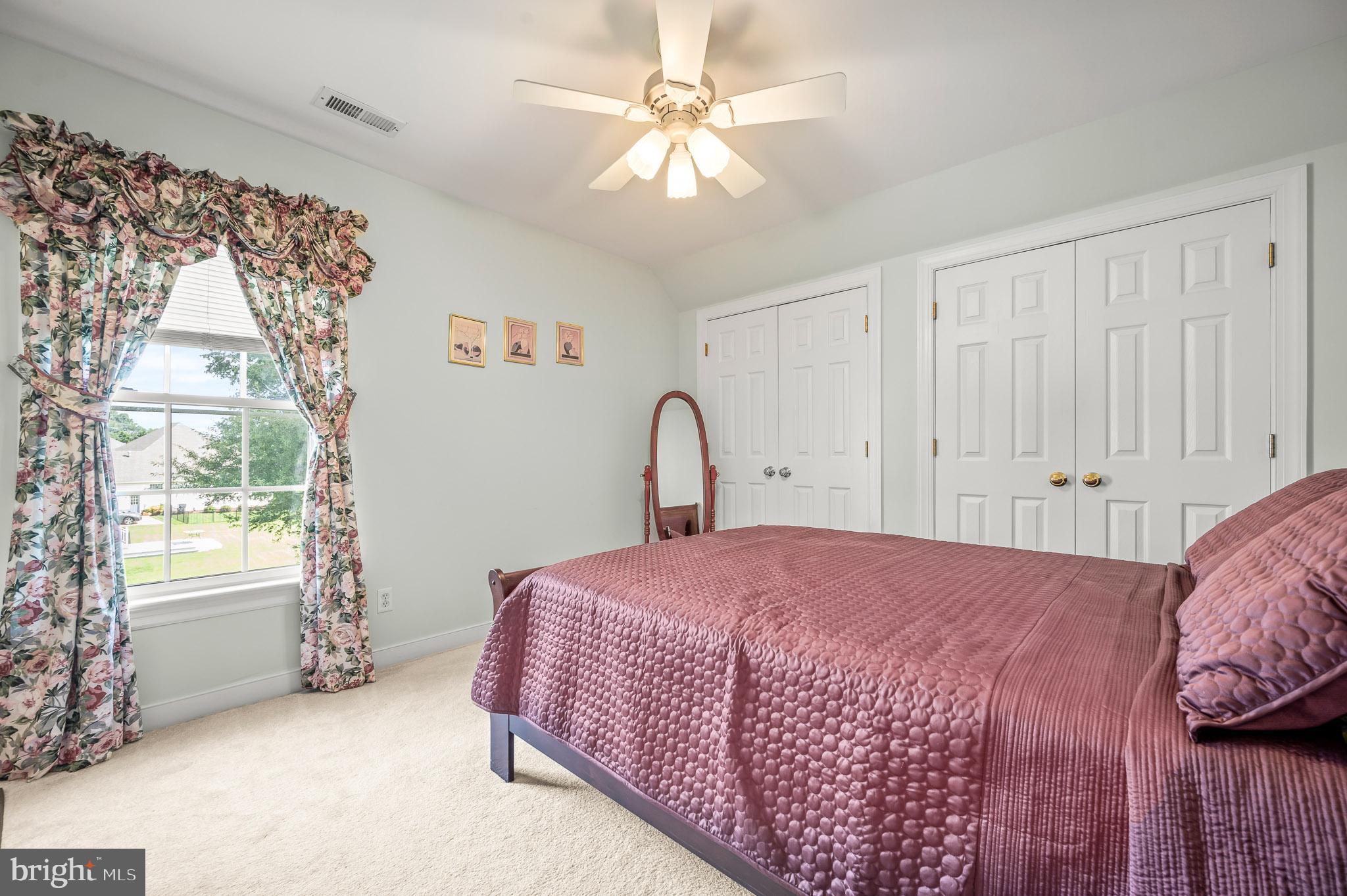 RIVERS BEND - Residential