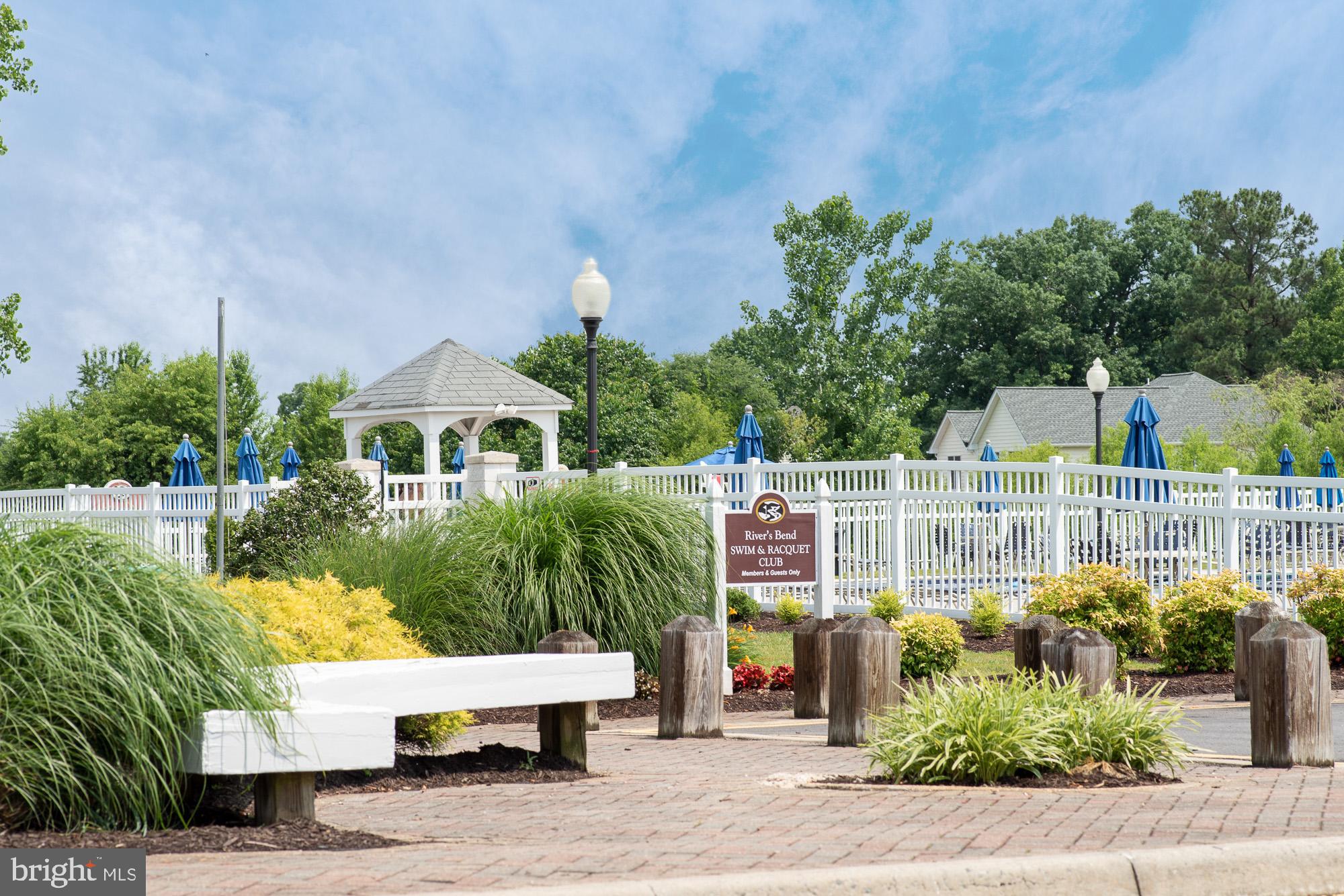 RIVERS BEND - Residential