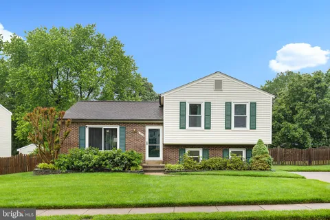 1618 Sadlers Wells Drive, Herndon, VA MLS: VAFX2239188