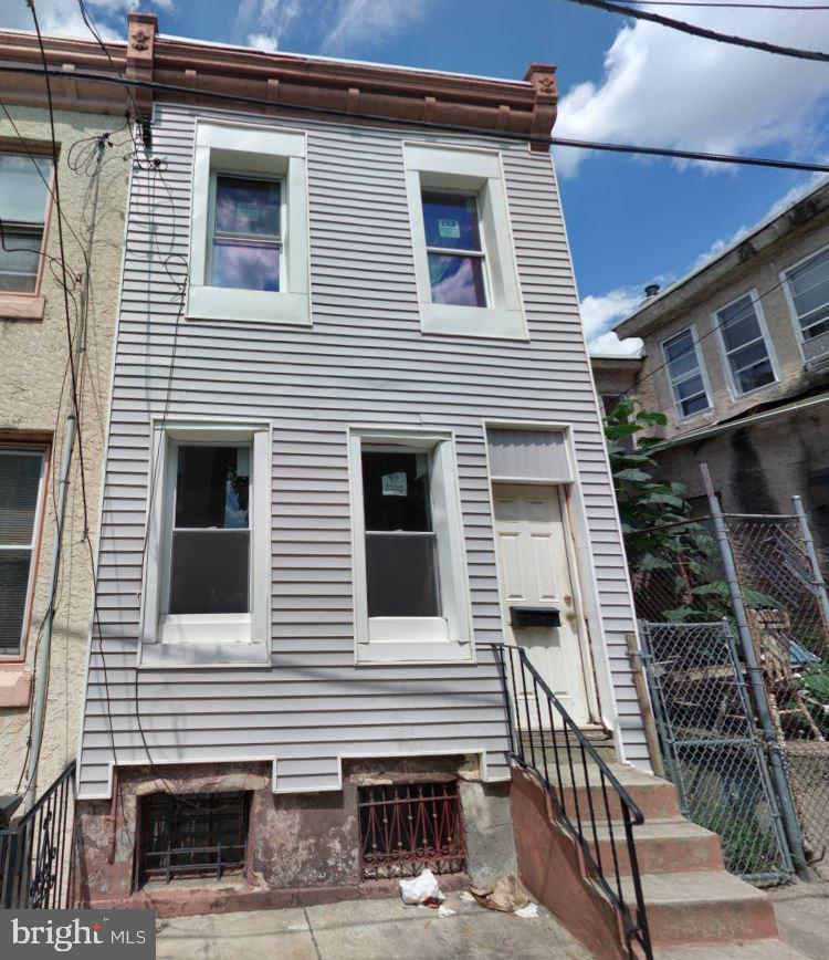 PHILADELPHIA (NORTHEAST) - Residential