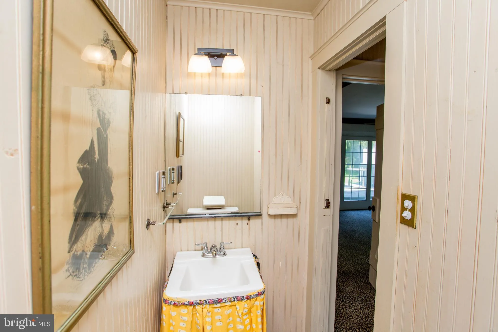 Doylestown, Pennsylvania 18901, United States, 4 Bedrooms Bedrooms, ,3 BathroomsBathrooms,Residential,Contingent,188542