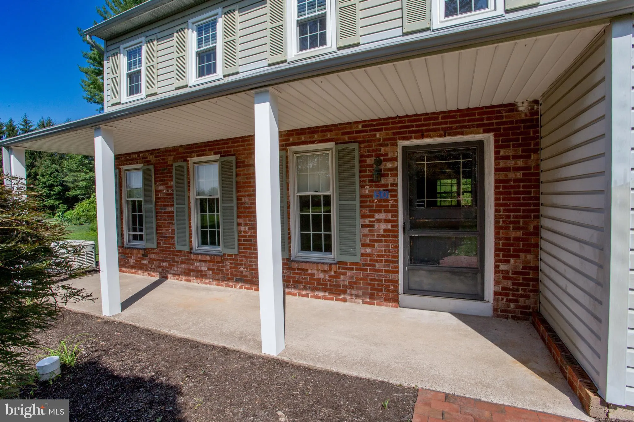 Doylestown, Pennsylvania 18901, United States, 4 Bedrooms Bedrooms, ,3 BathroomsBathrooms,Residential,Contingent,188542