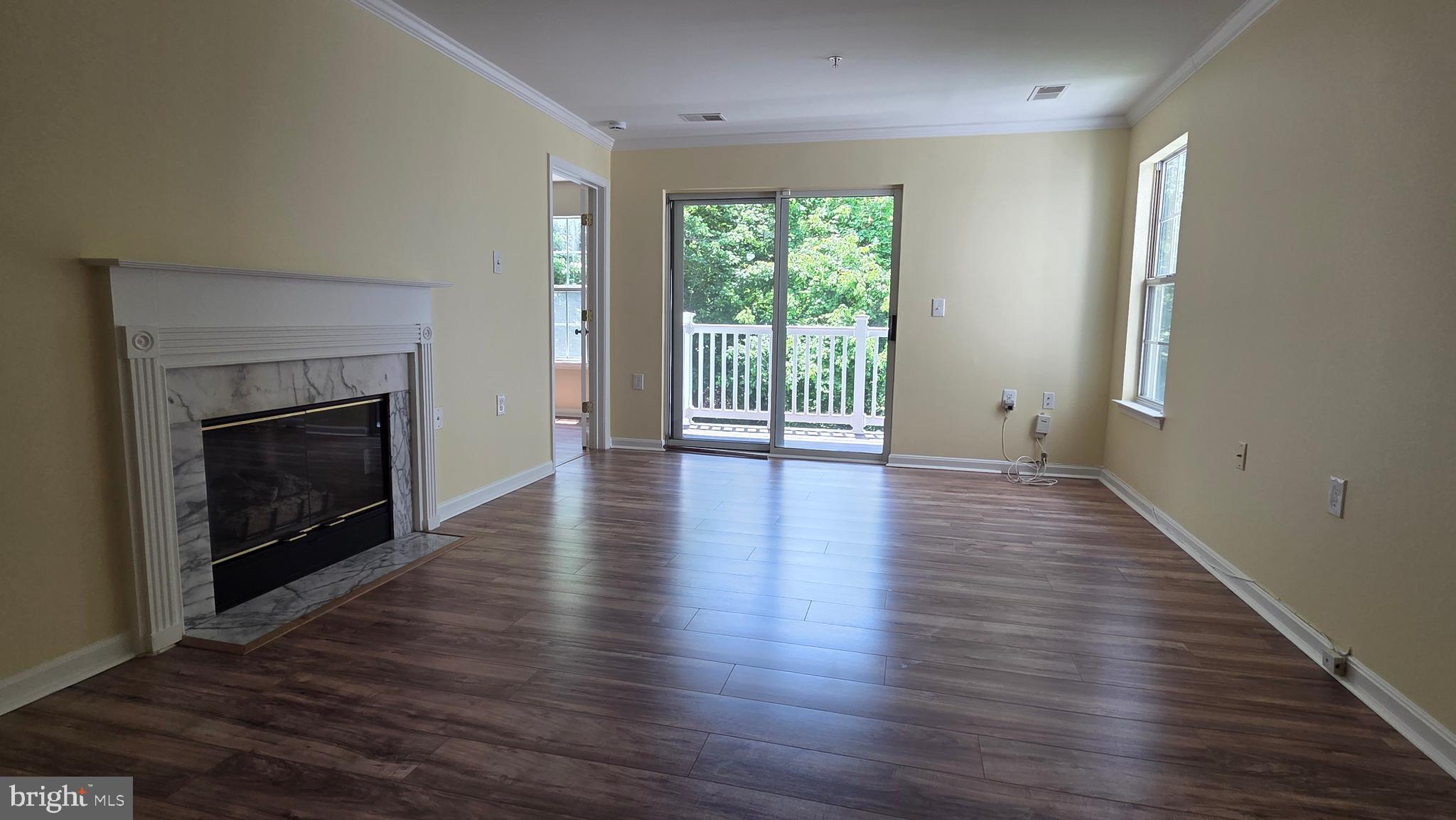 CHURCHILL VIEW - Residential Lease