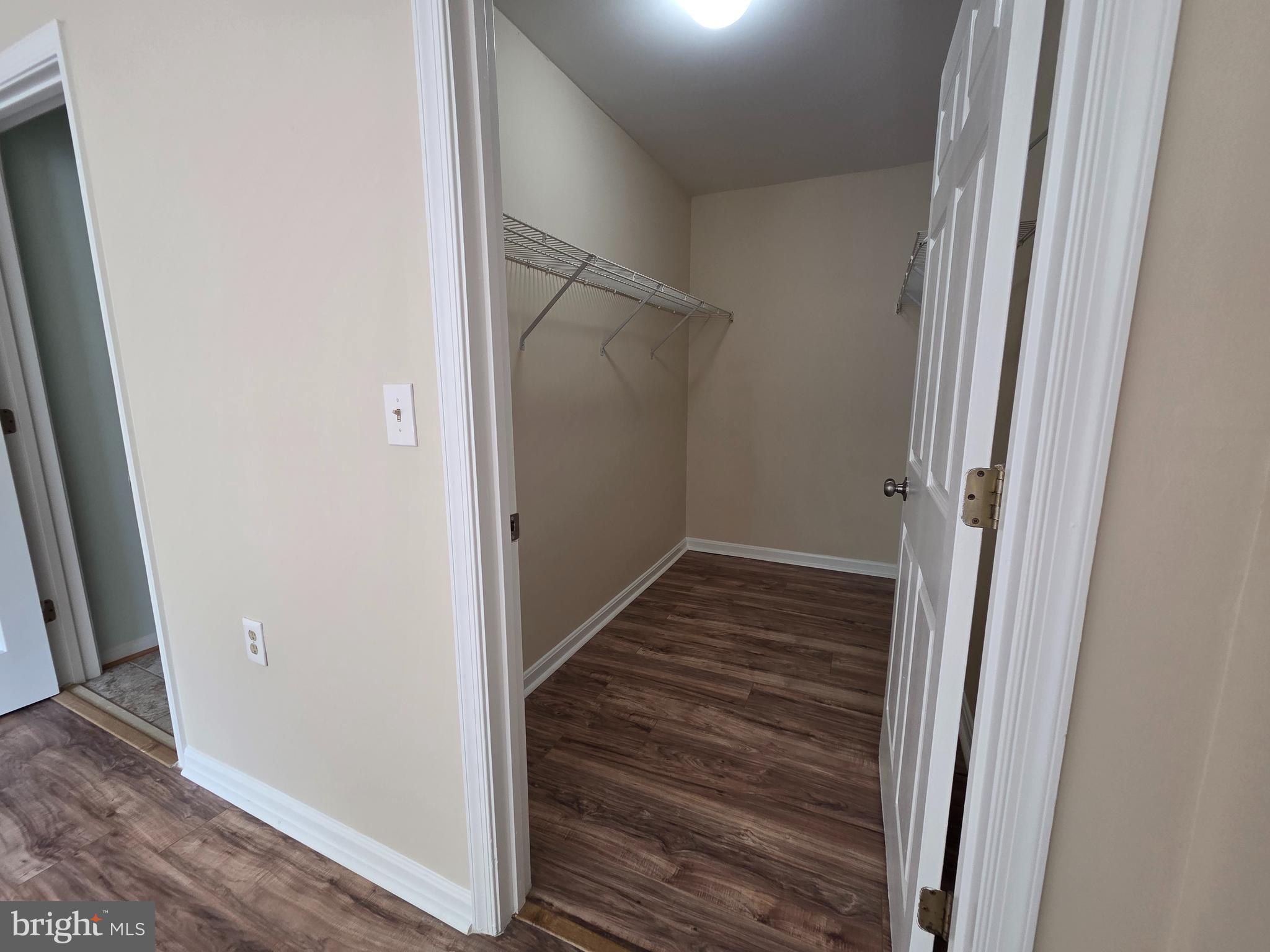 CHURCHILL VIEW - Residential Lease