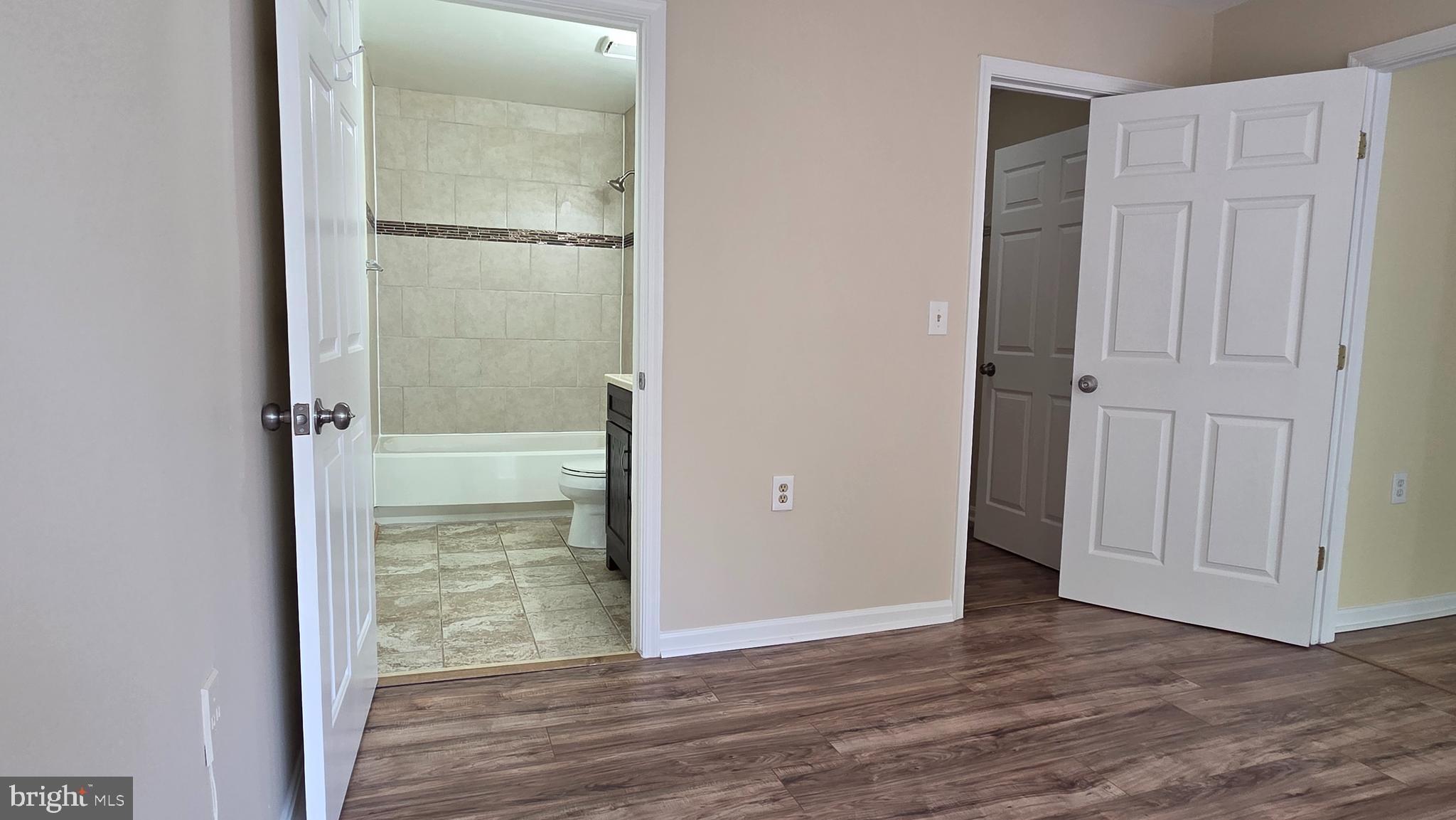 CHURCHILL VIEW - Residential Lease