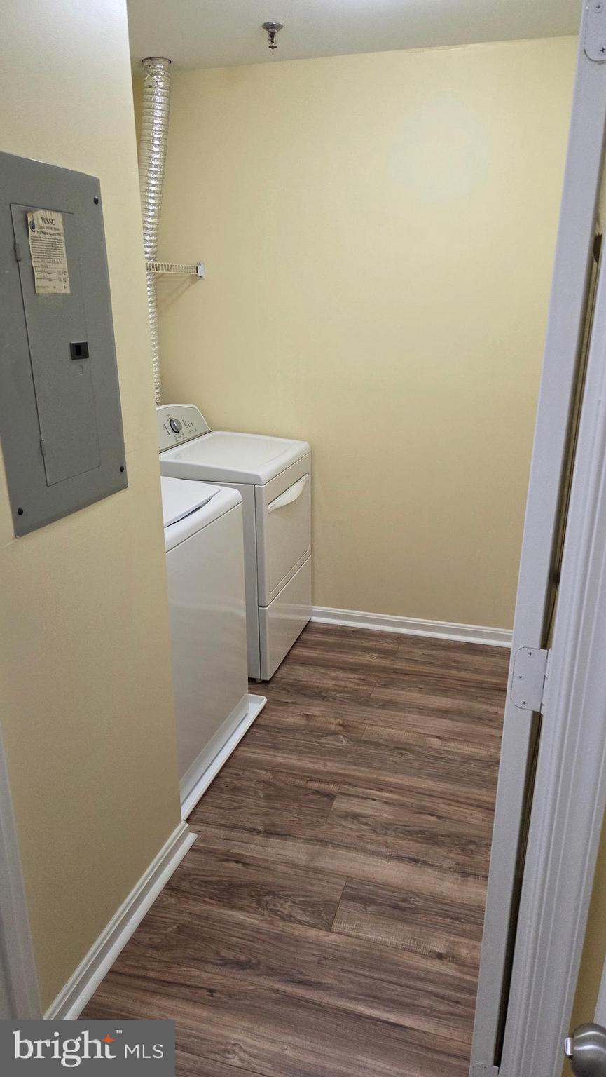 CHURCHILL VIEW - Residential Lease