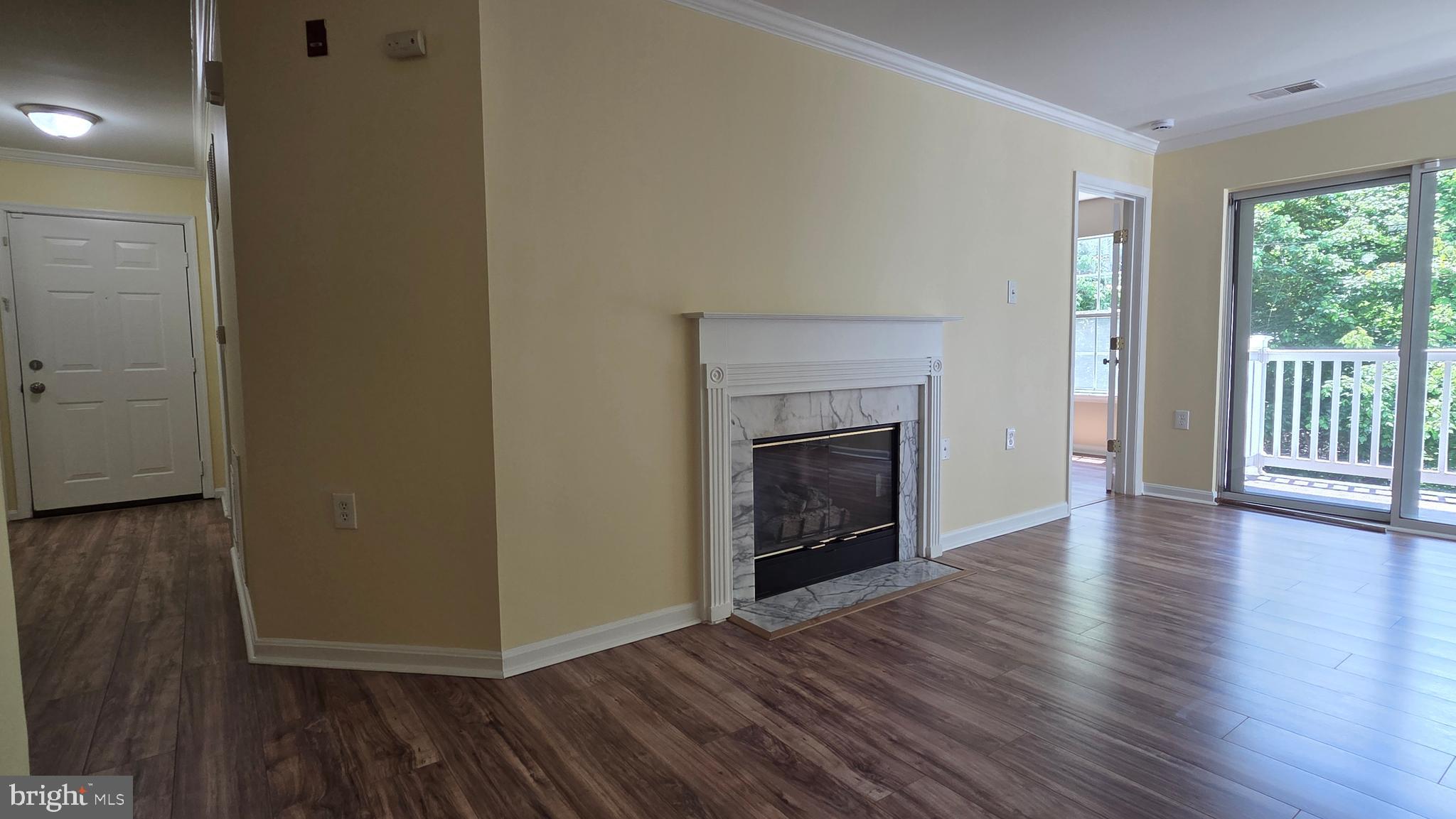 CHURCHILL VIEW - Residential Lease