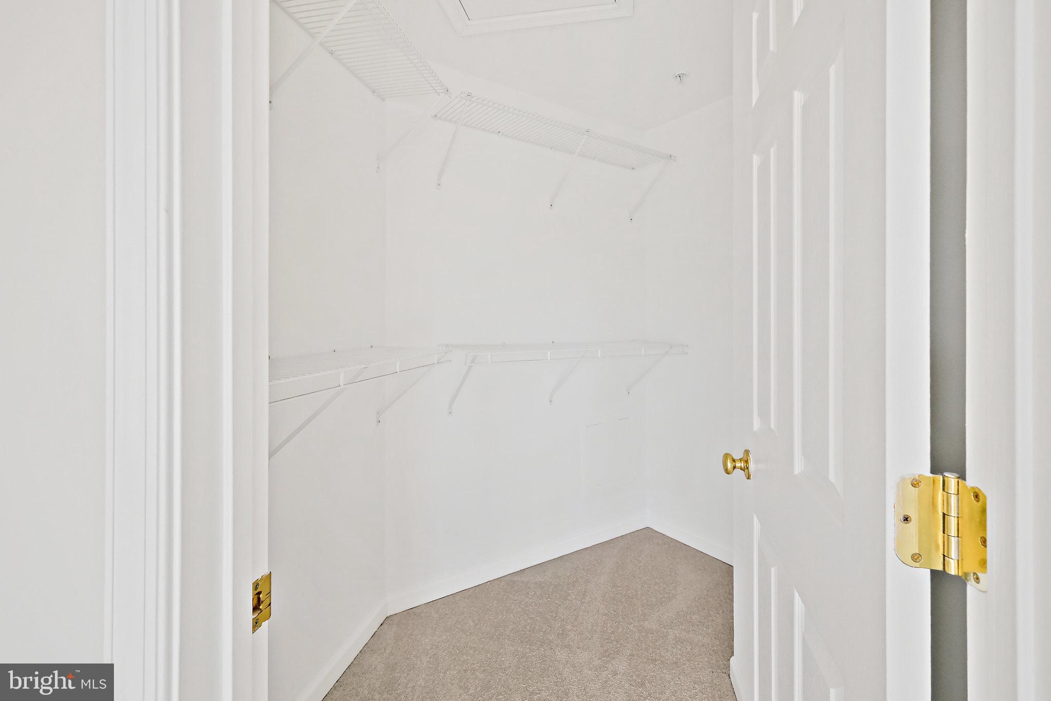 CAMERON STATION - Residential