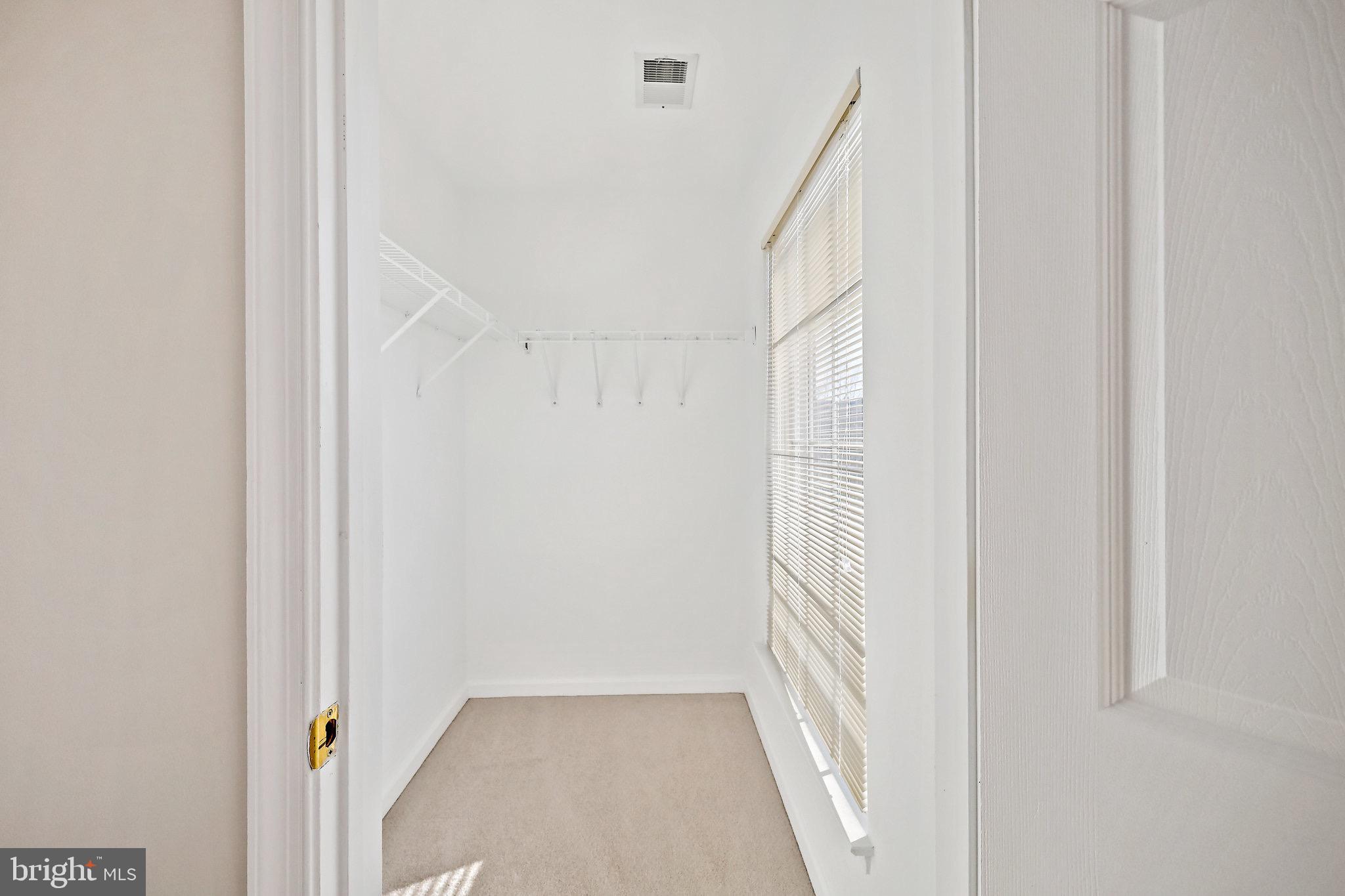 CAMERON STATION - Residential